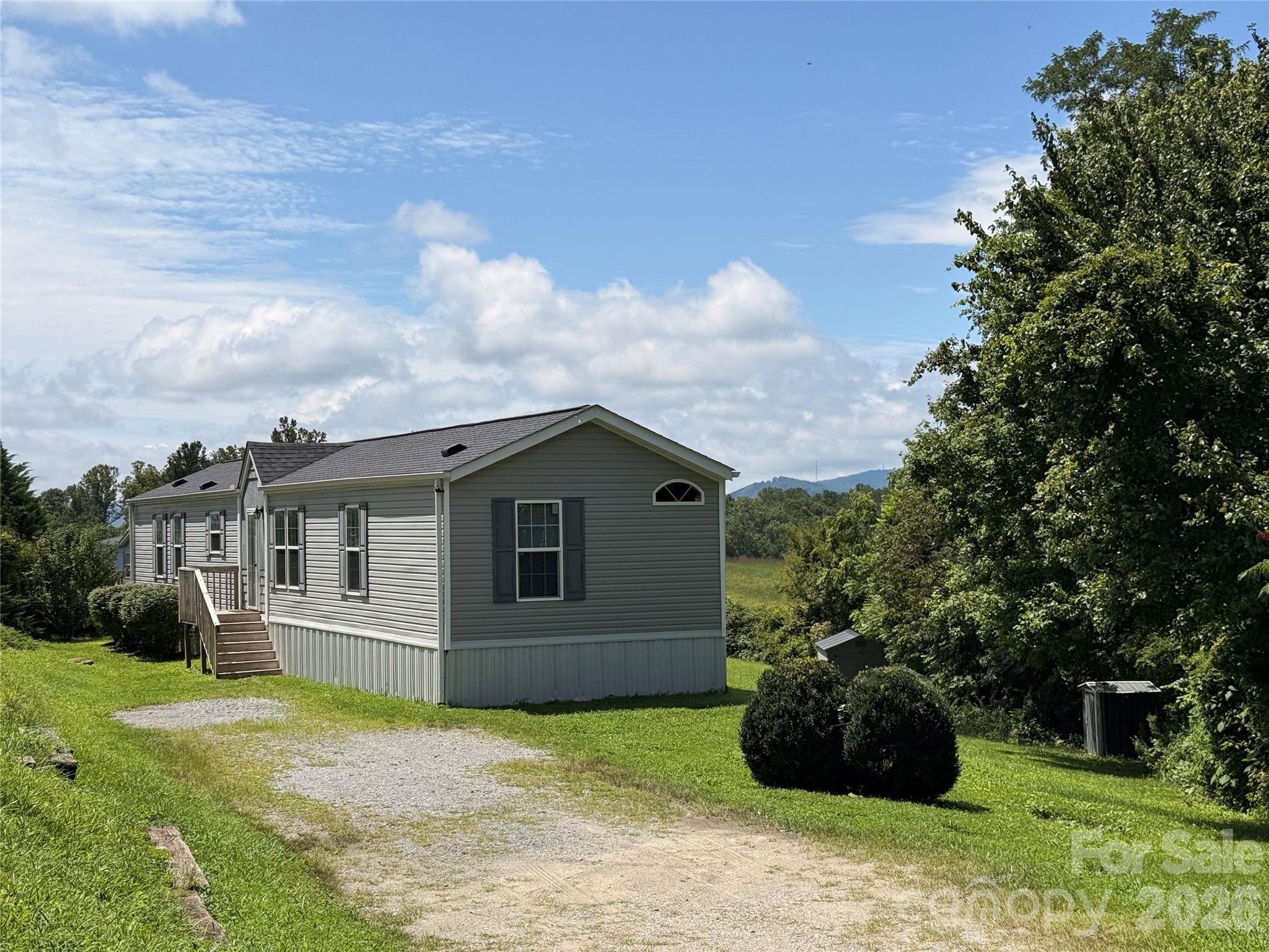 166 Albert Drive Property Photo 2