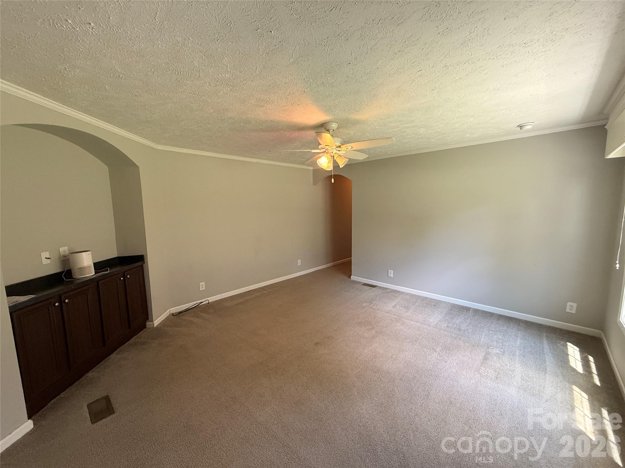 166 Albert Drive Property Photo 5