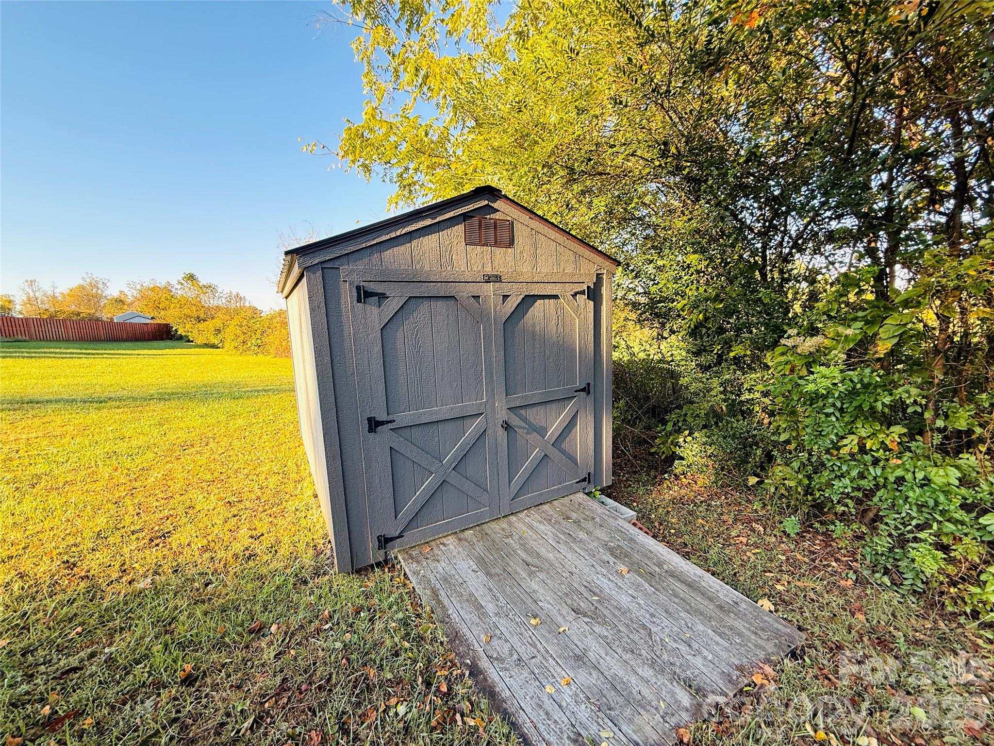 166 Albert Drive Property Photo 16