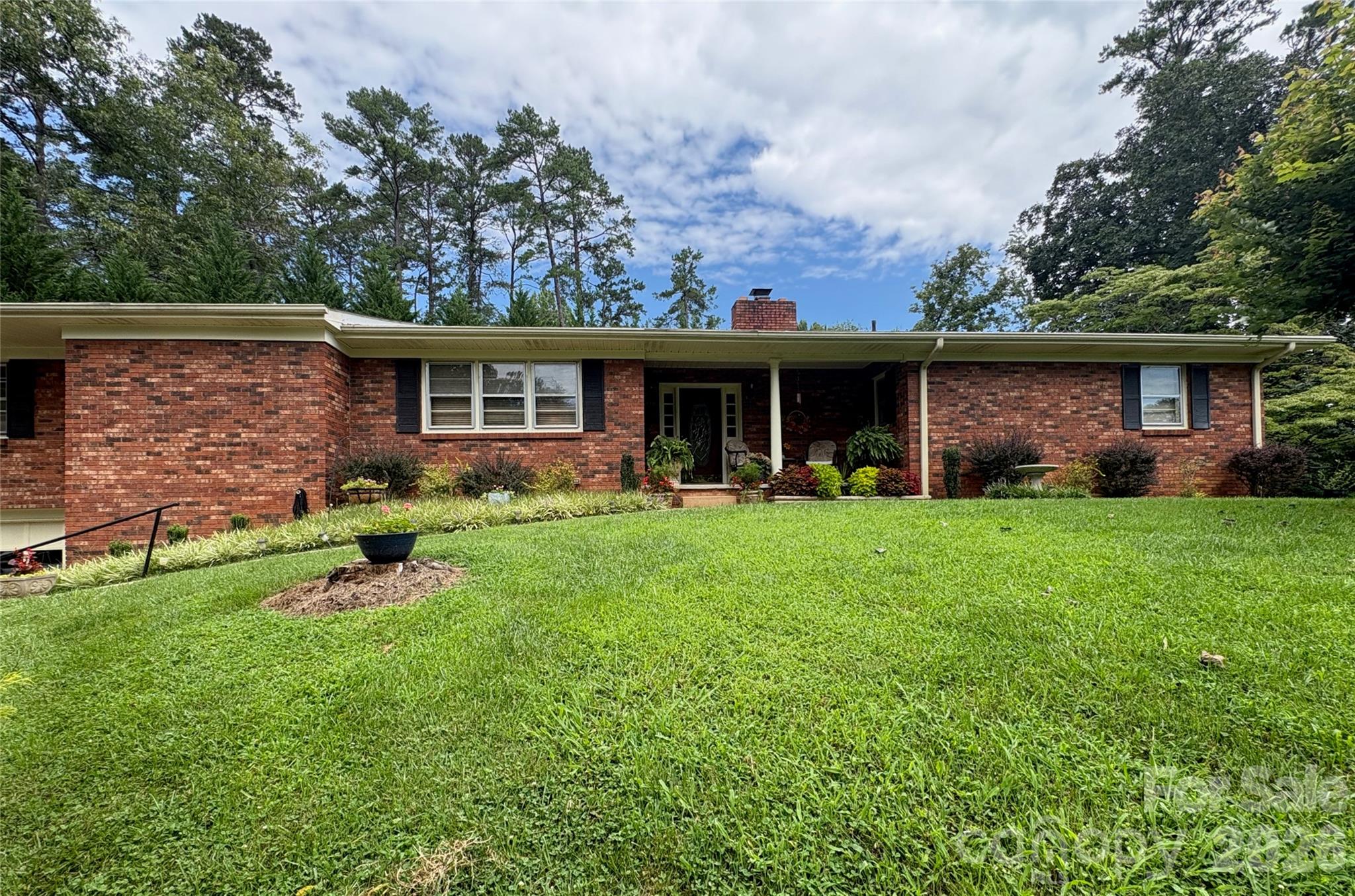 11 Thornberry Drive Property Photo 1