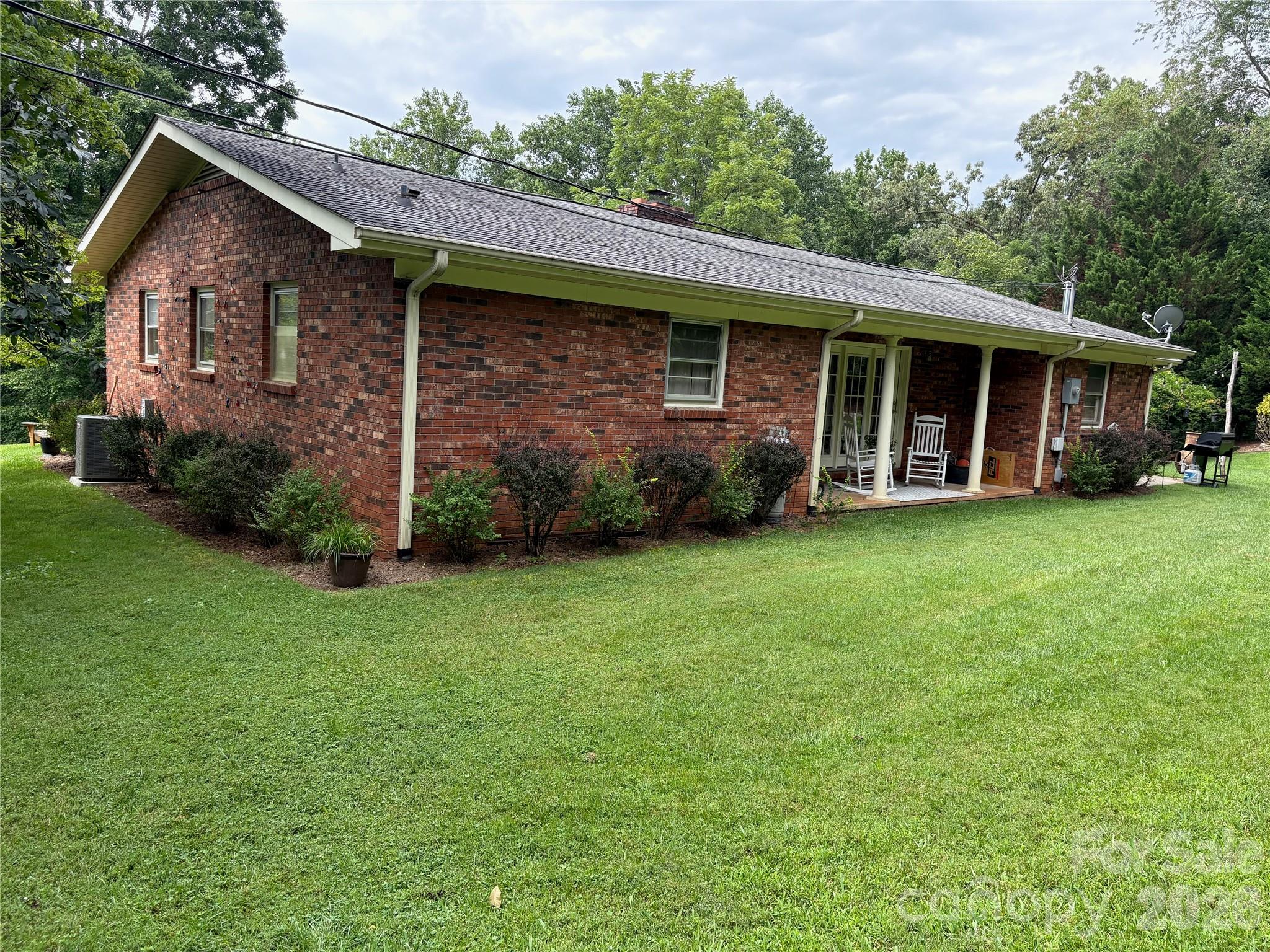 11 Thornberry Drive Property Photo 2