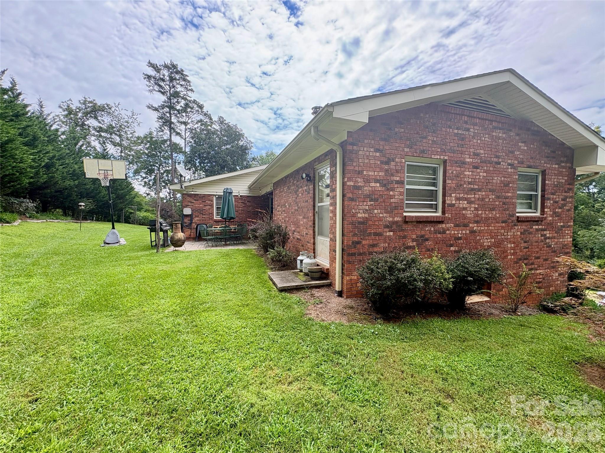 11 Thornberry Drive Property Photo 5