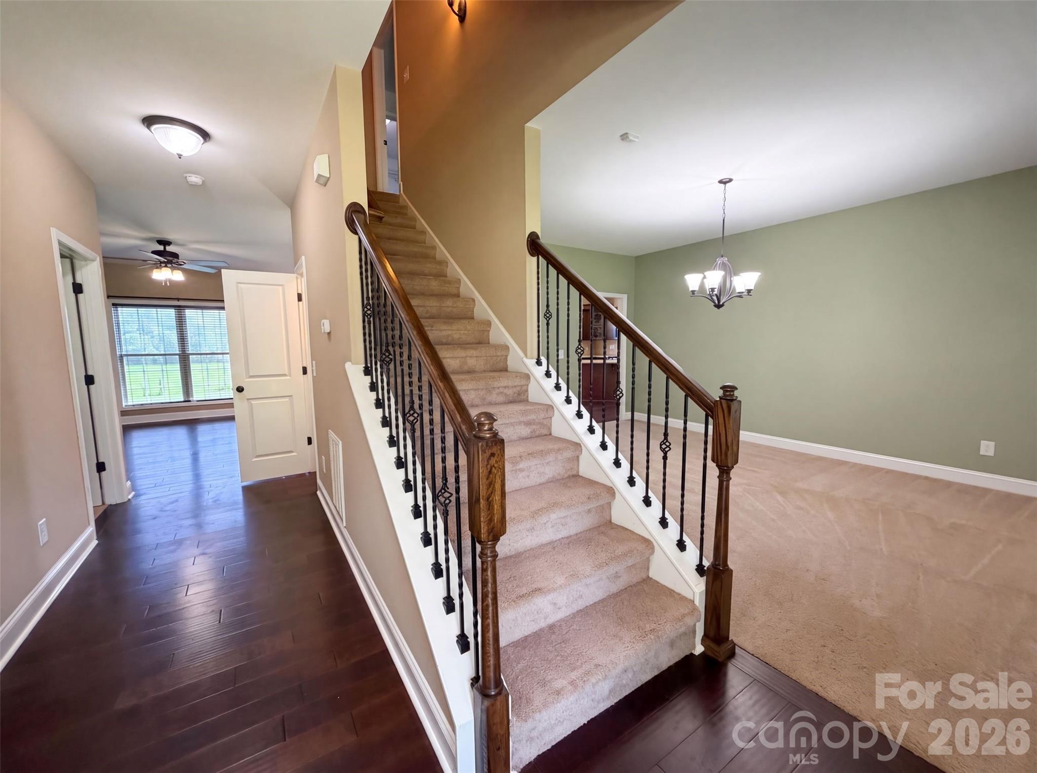 749 Williamsburg Estate Road Property Photo 7