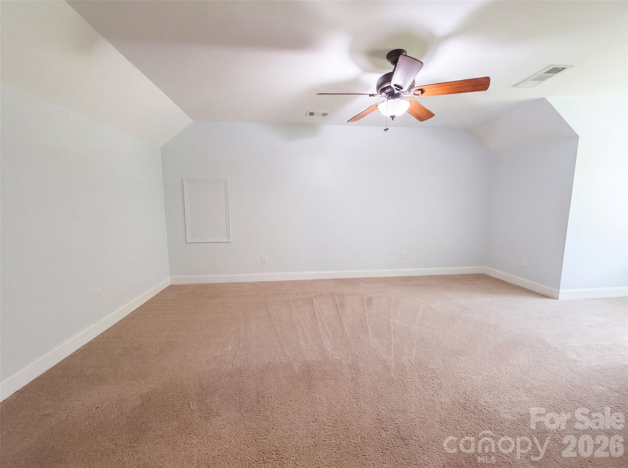 749 Williamsburg Estate Road Property Photo 10