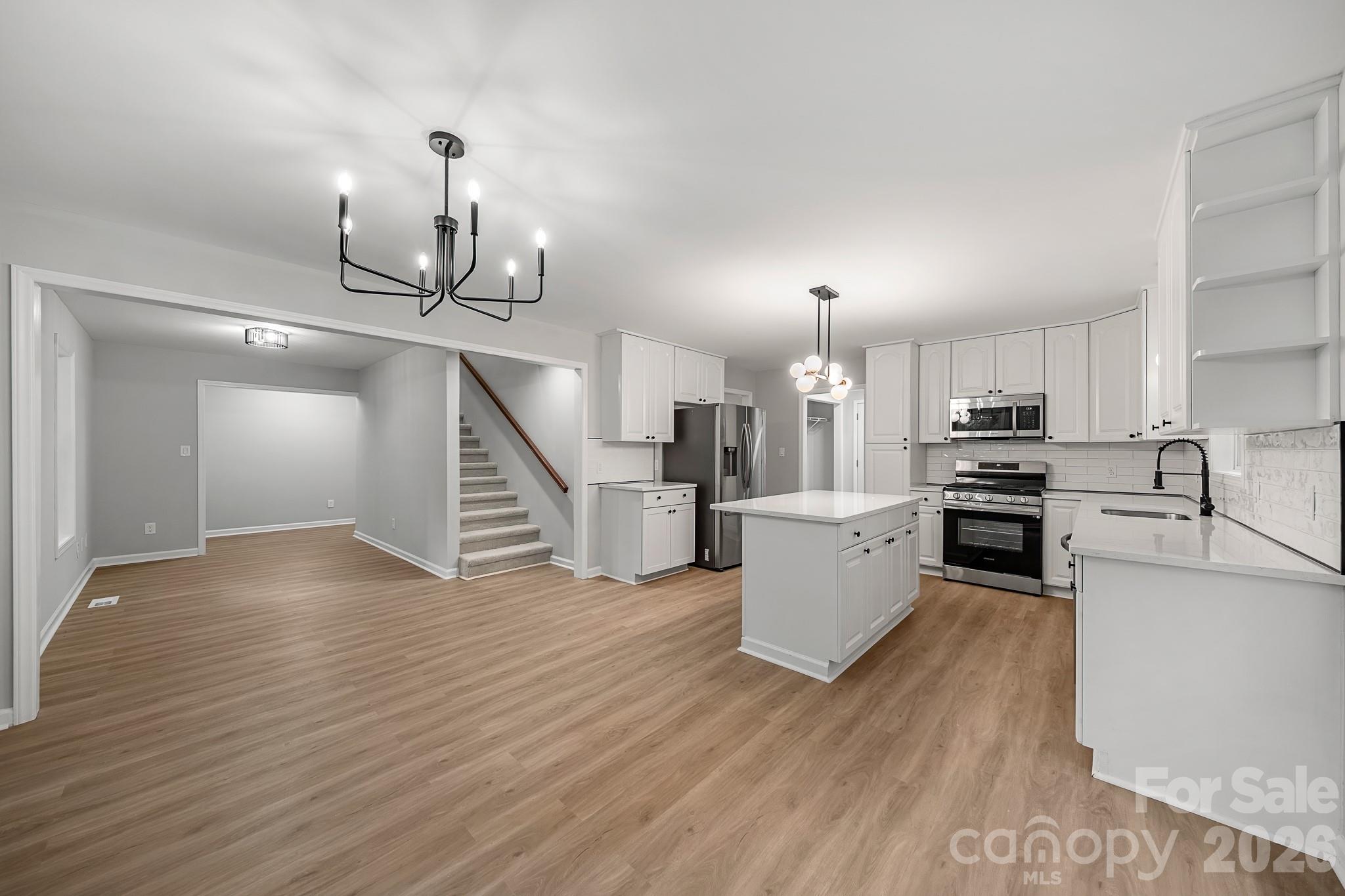 663 Lakeside Drive Property Photo 6