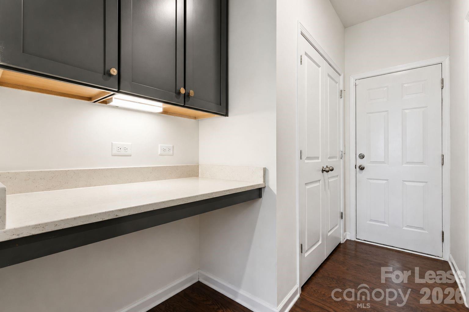 9618 Kartey Avenue Property Photo 12