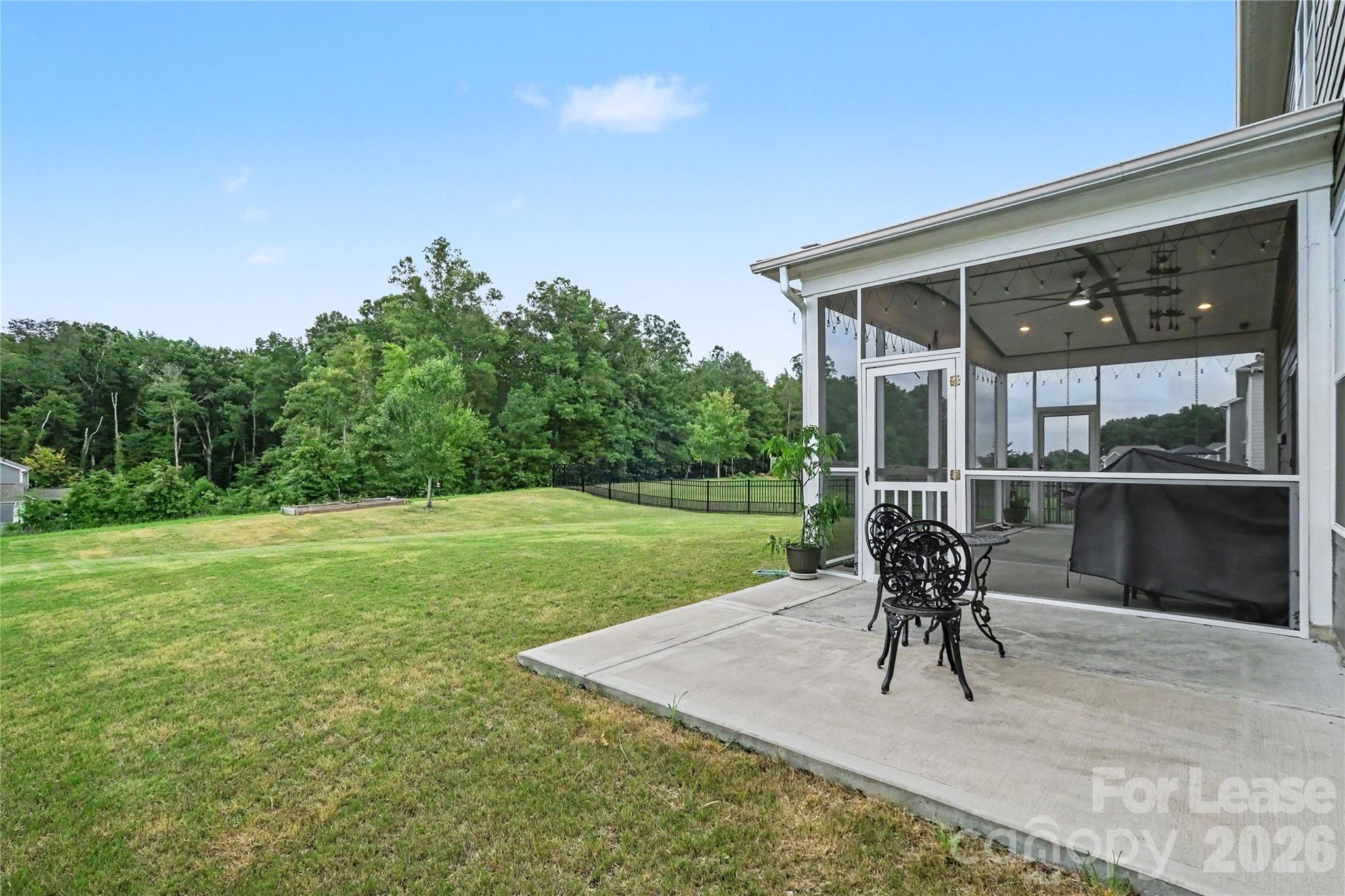 4412581 Property Photo 38