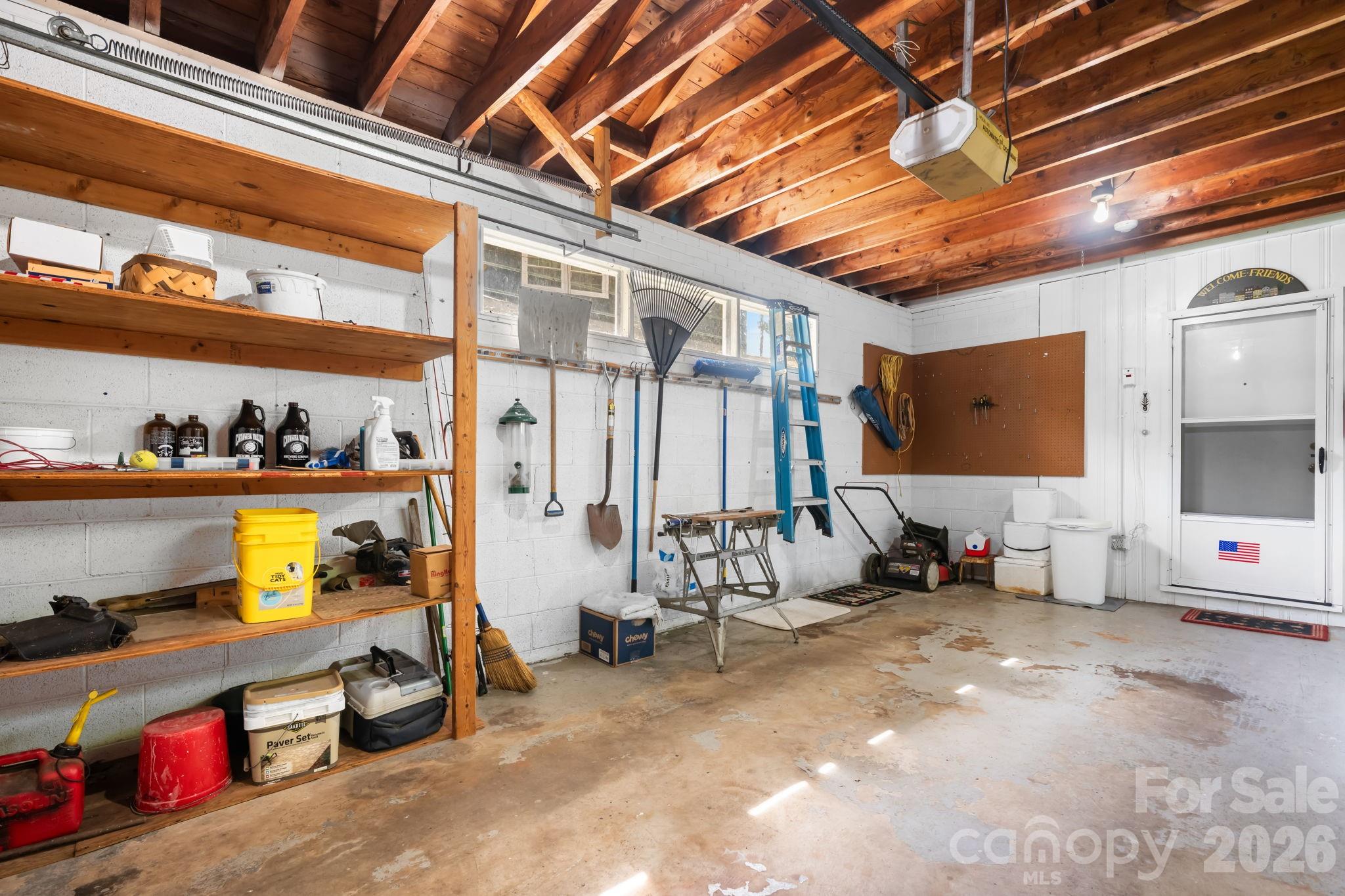 219 West Park Drive Property Photo 25