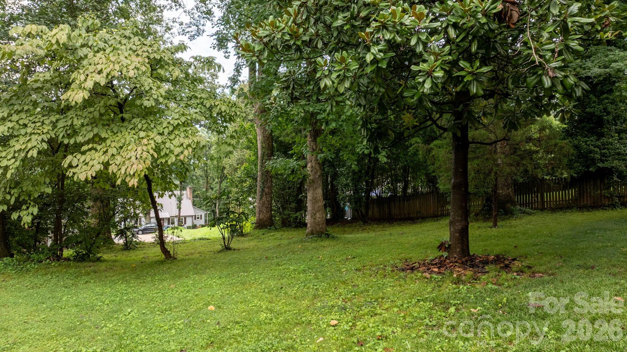 219 West Park Drive Property Photo 32