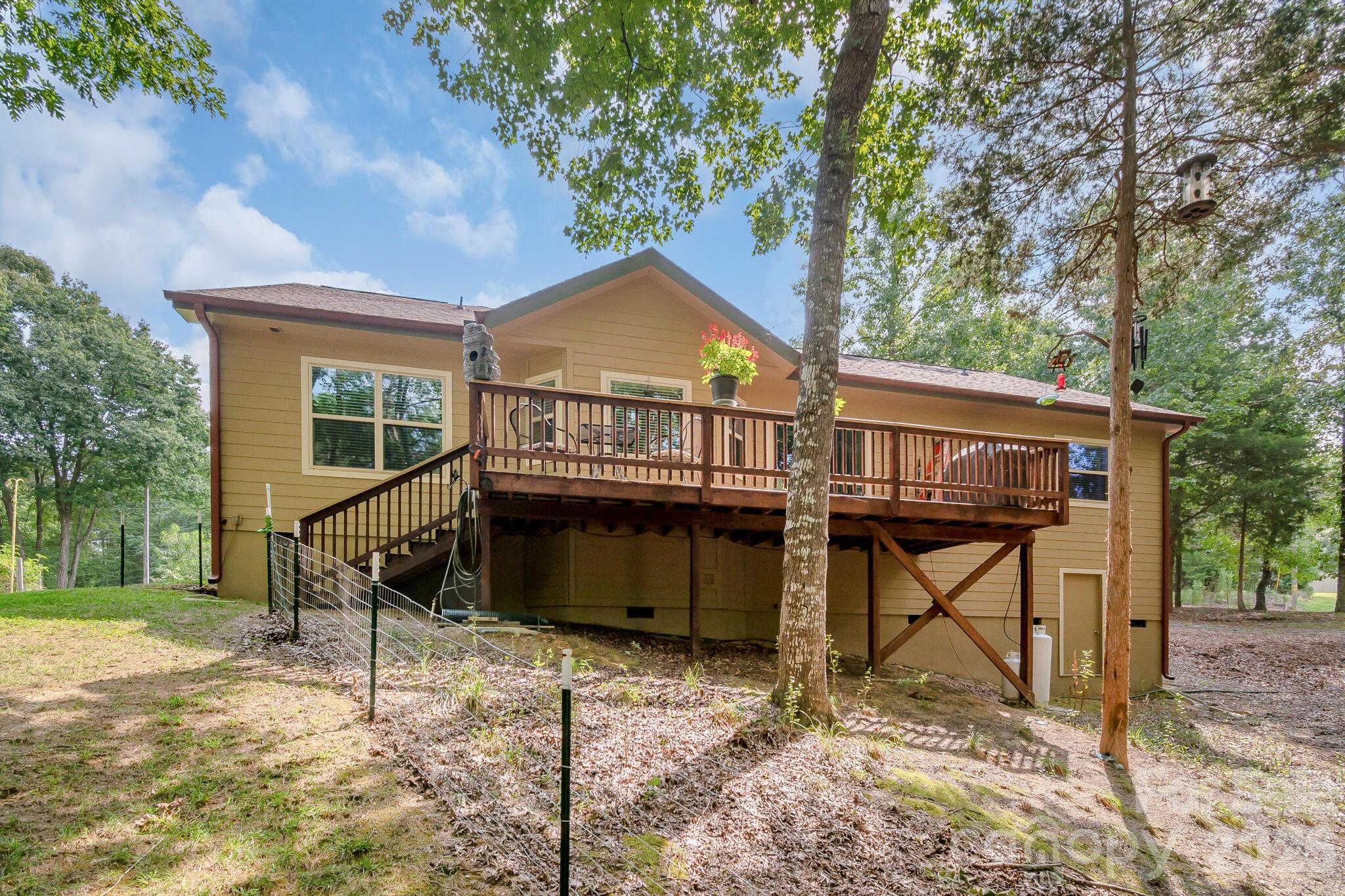 17410 Green Hill Road Property Photo 5