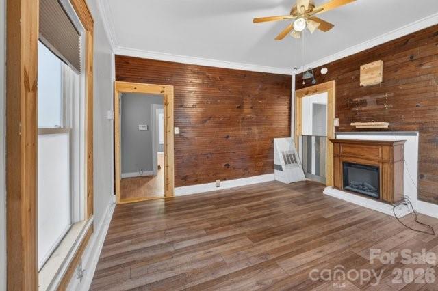 403 Sw Spruce Street Property Photo 8