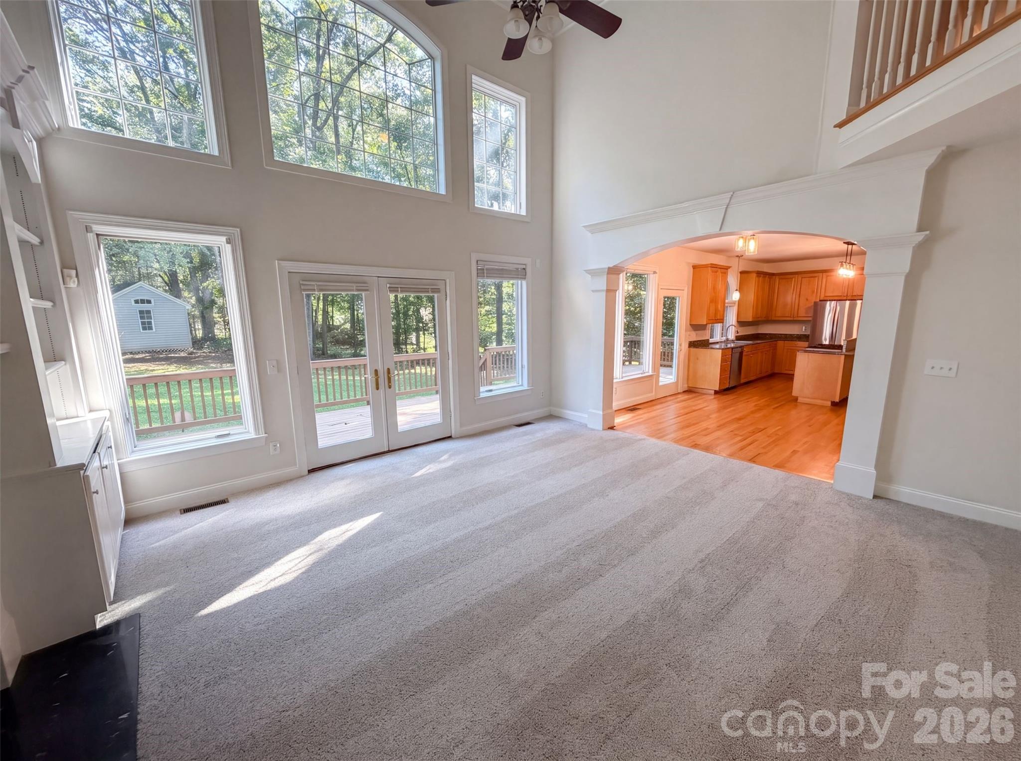 10124 Windtree Lane Property Photo 3