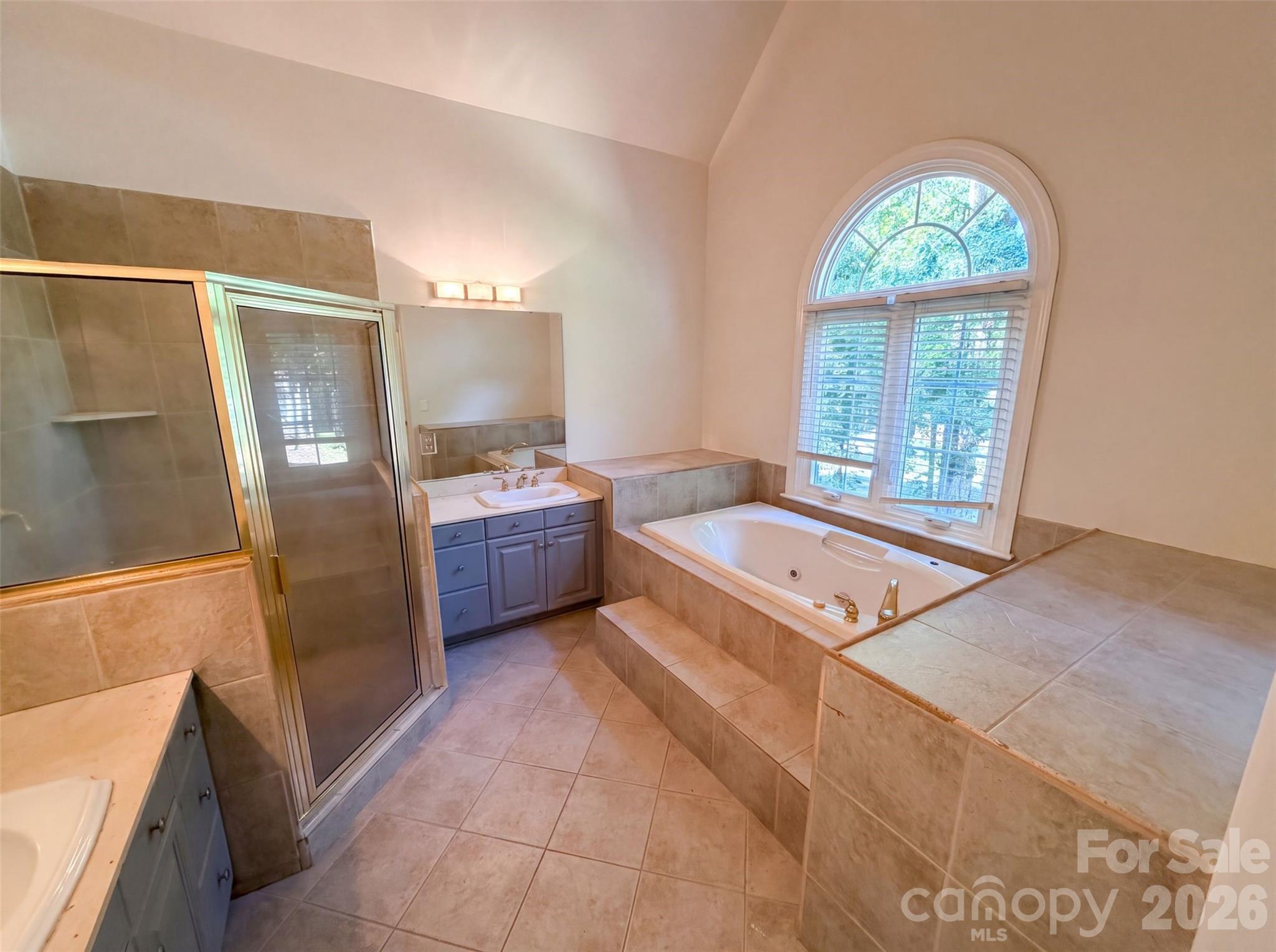 10124 Windtree Lane Property Photo 23