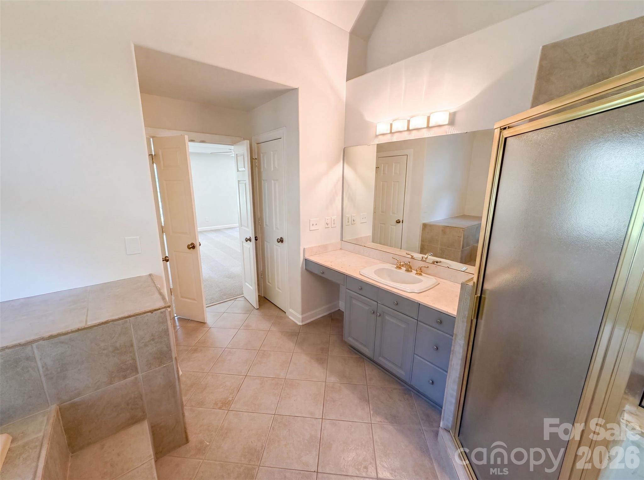 10124 Windtree Lane Property Photo 24