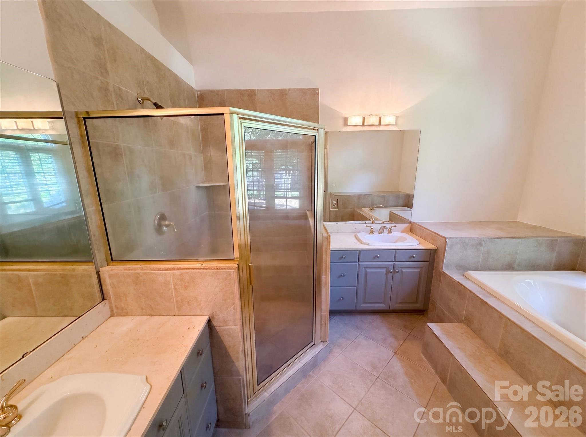 10124 Windtree Lane Property Photo 25
