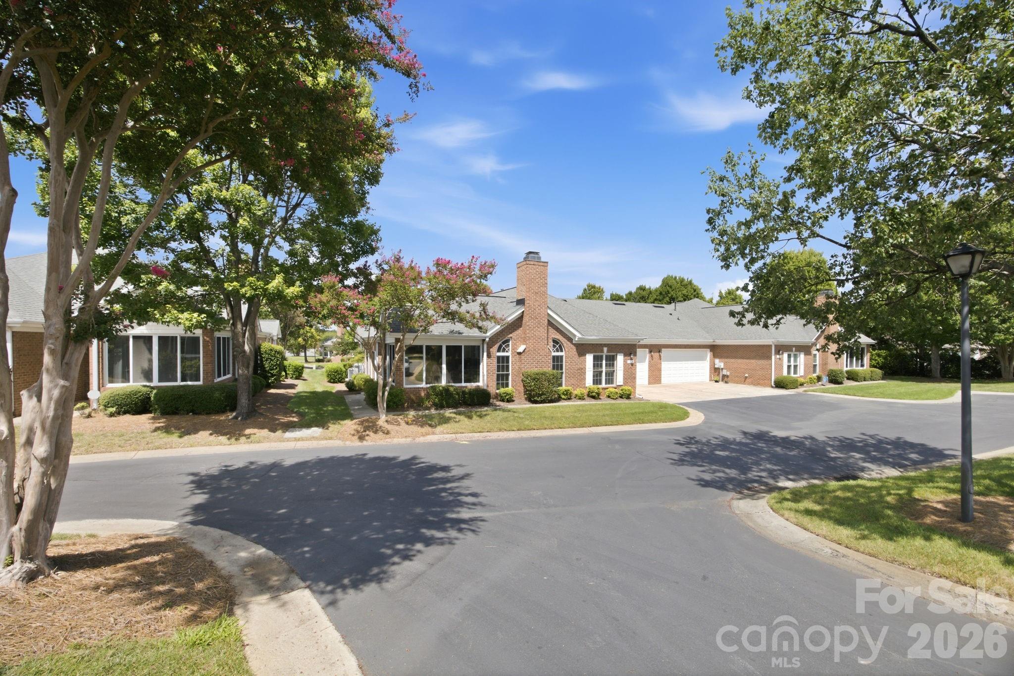 8528 Highland Glen Drive Property Photo 11