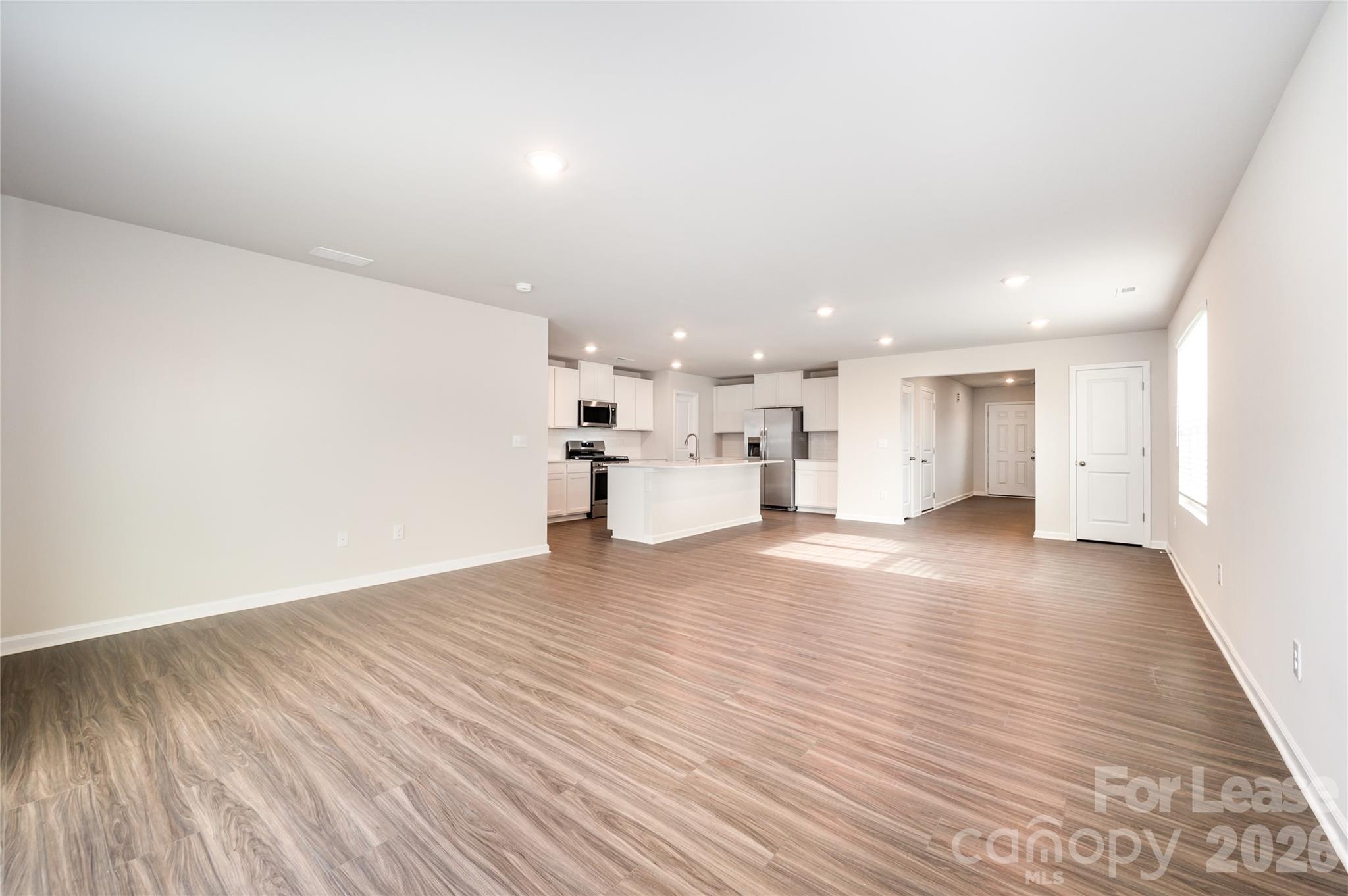 4412614 Property Photo 6