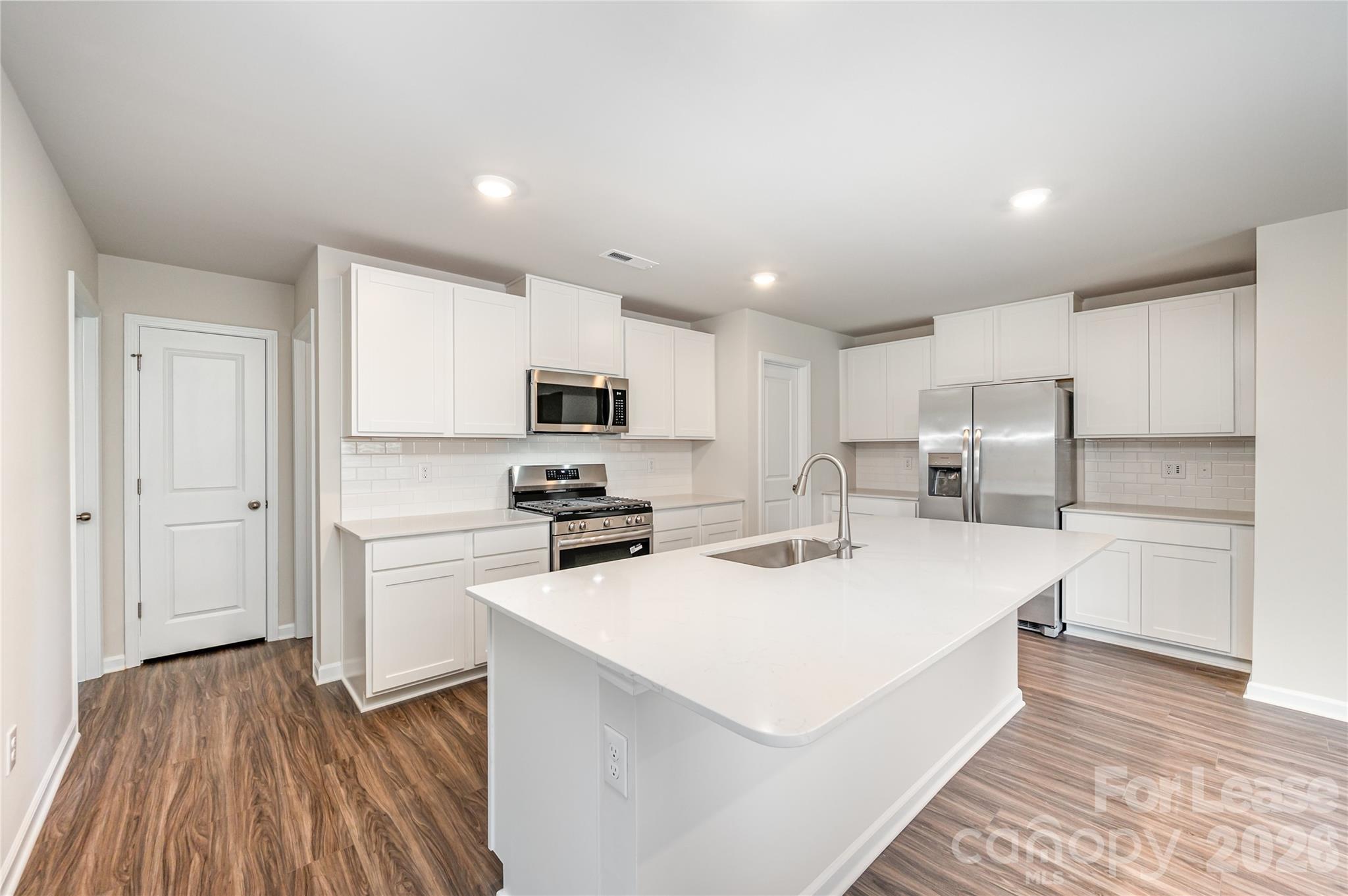4412614 Property Photo 9
