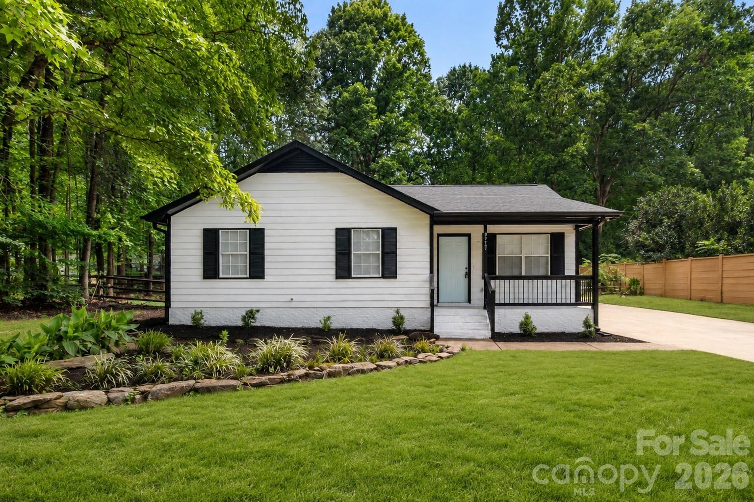 8425 Lochinvar Drive Property Photo 1