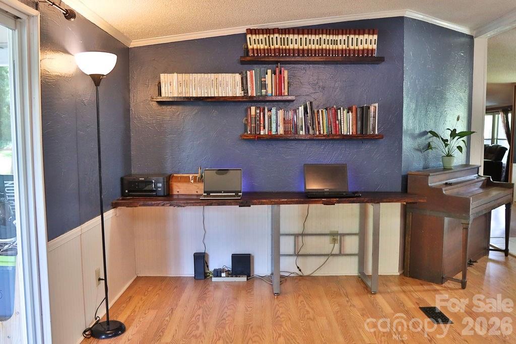 2095 Goodman Lake Road Property Photo 3
