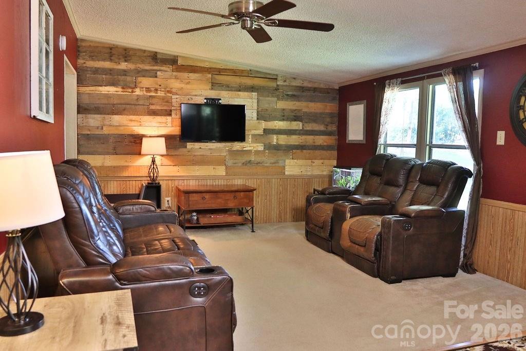 2095 Goodman Lake Road Property Photo 6