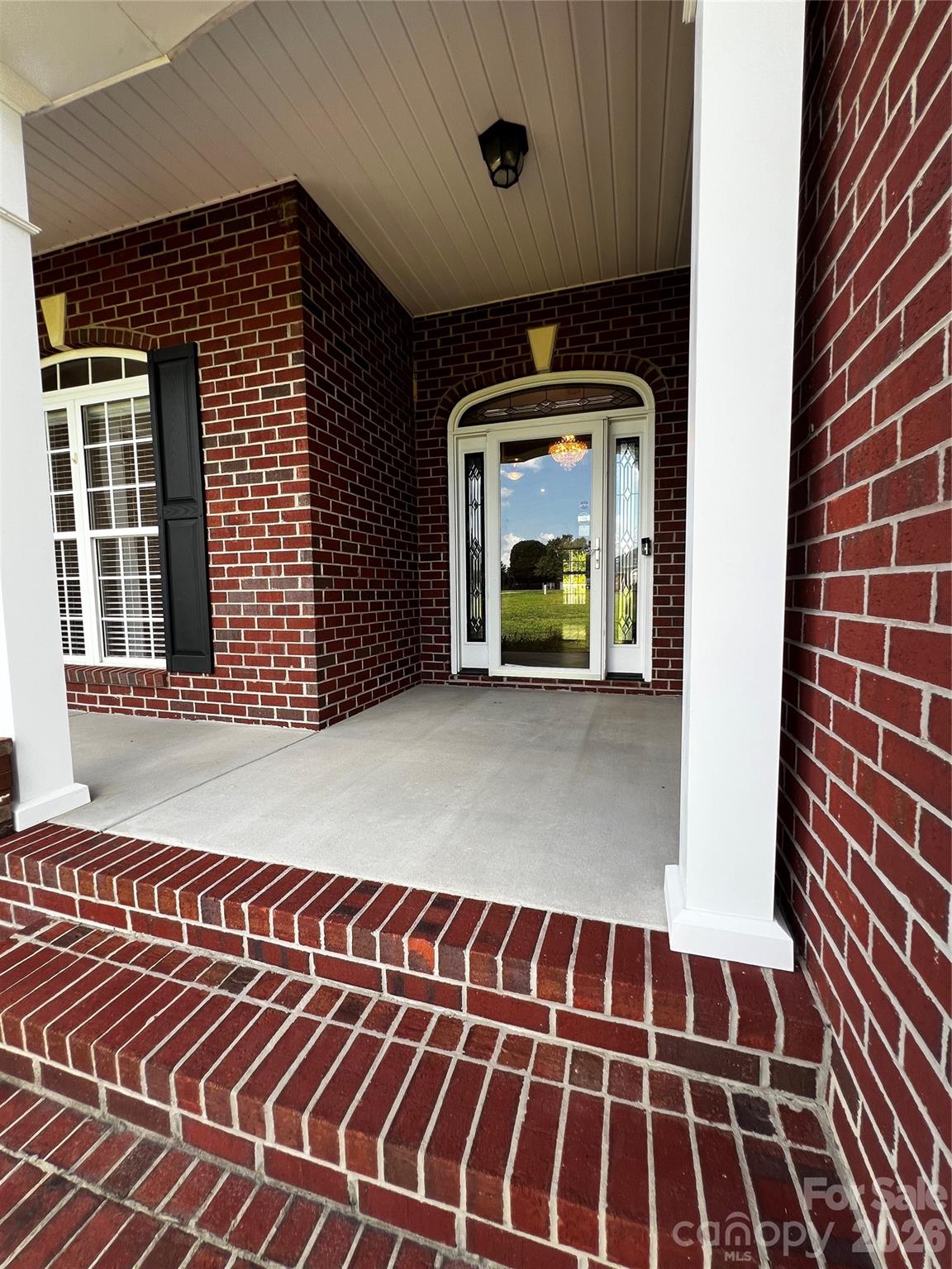 4209 Cheshire Glen Drive Property Photo 9