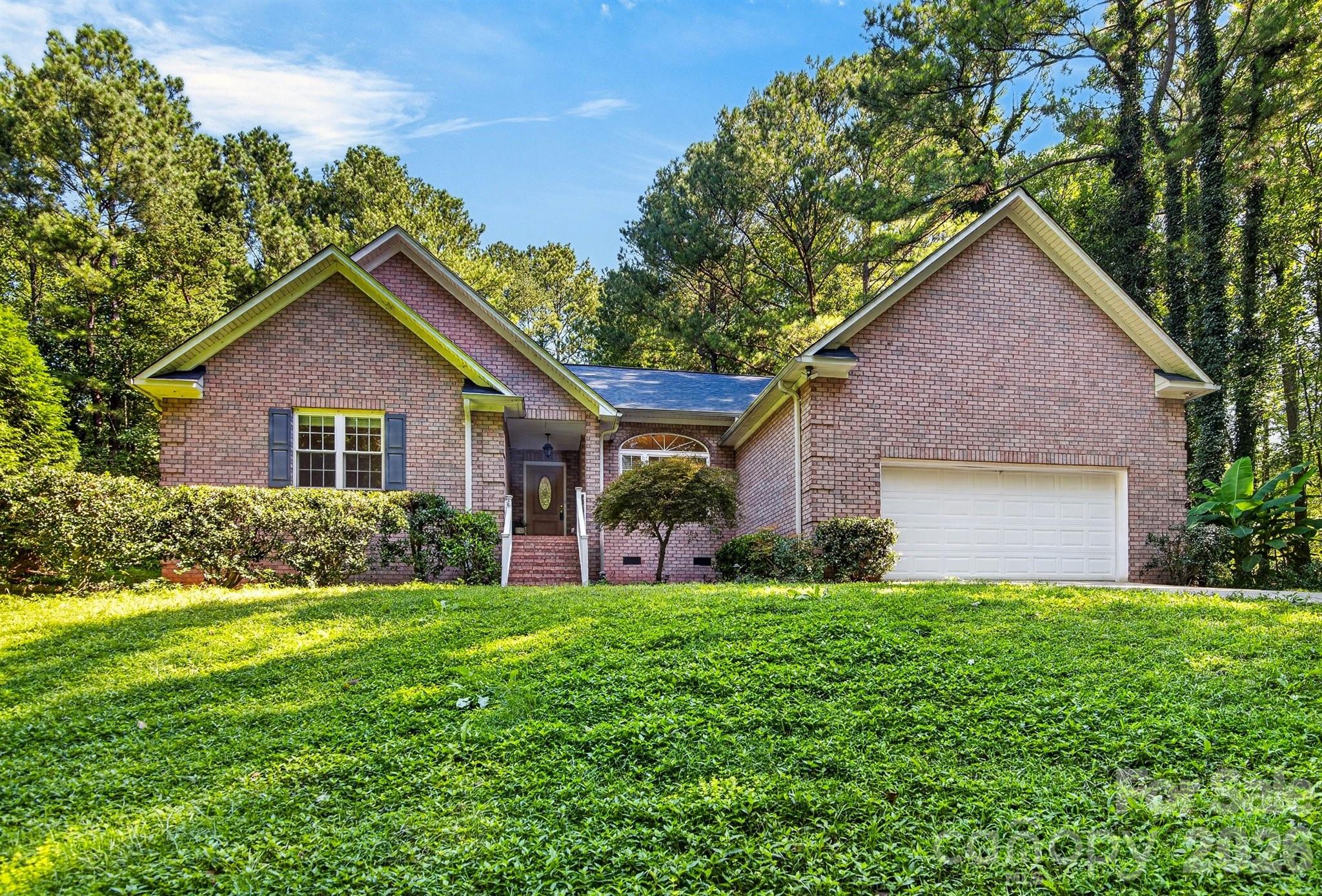 7097 Windy Pine Circle Property Photo 1