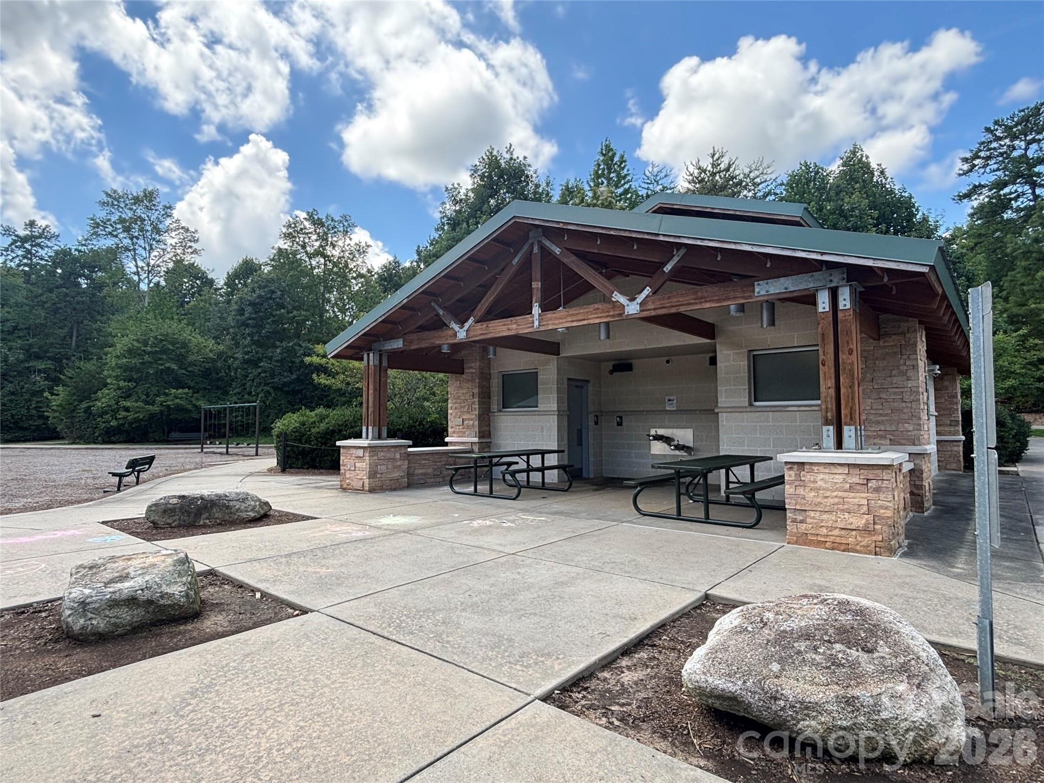 7097 Windy Pine Circle Property Photo 25