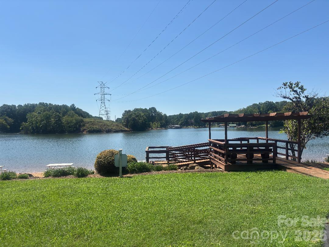 7097 Windy Pine Circle Property Photo 28