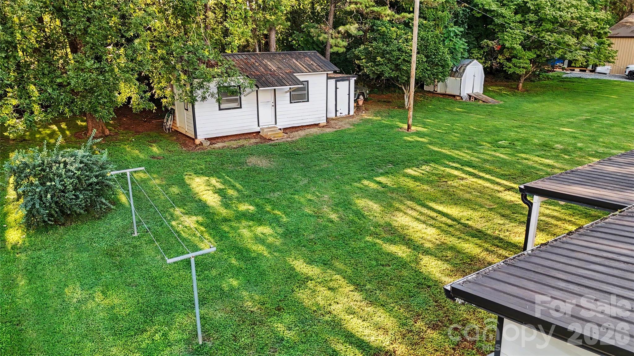 832 Baker Street Property Photo 15