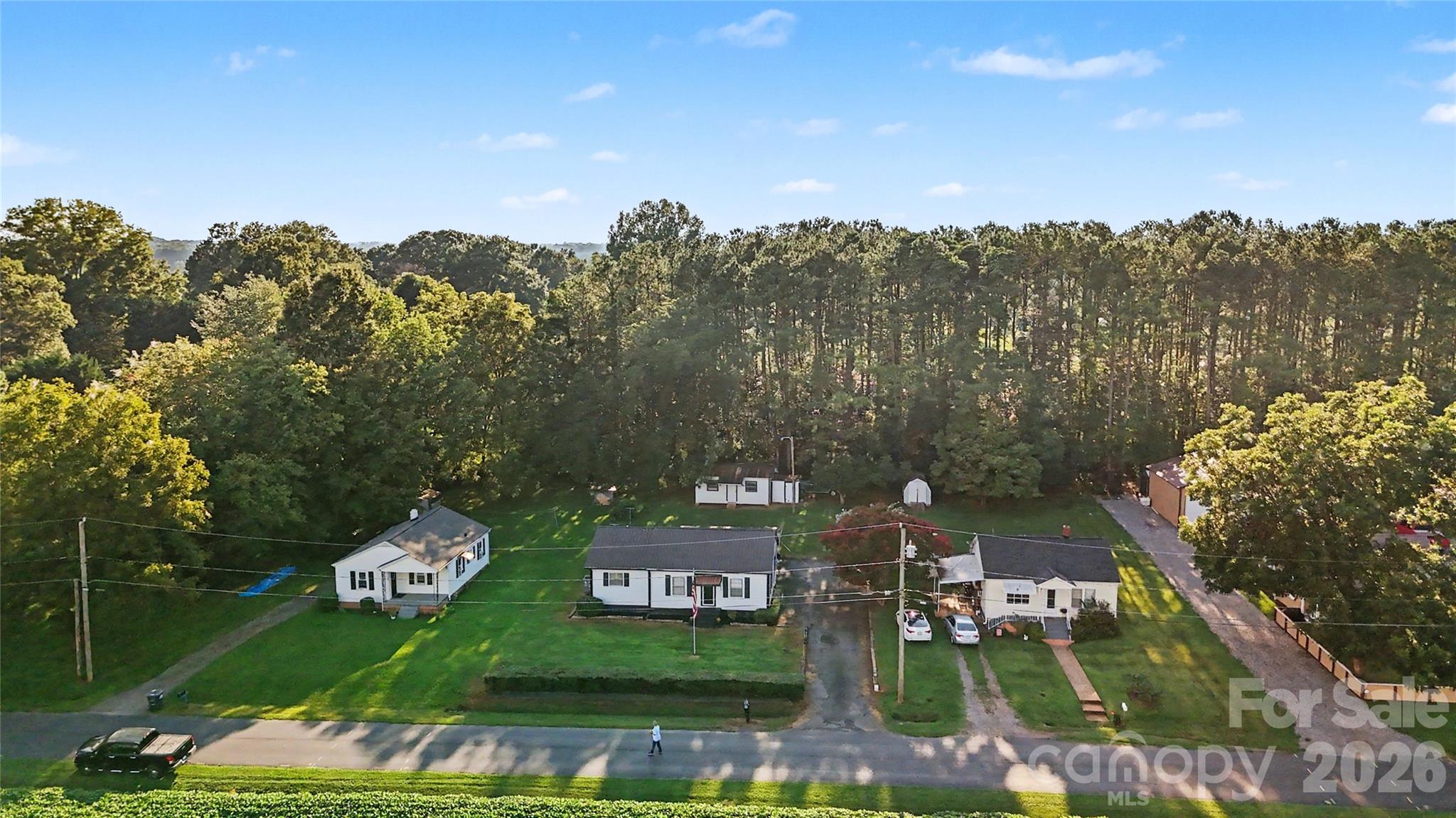 832 Baker Street Property Photo 18