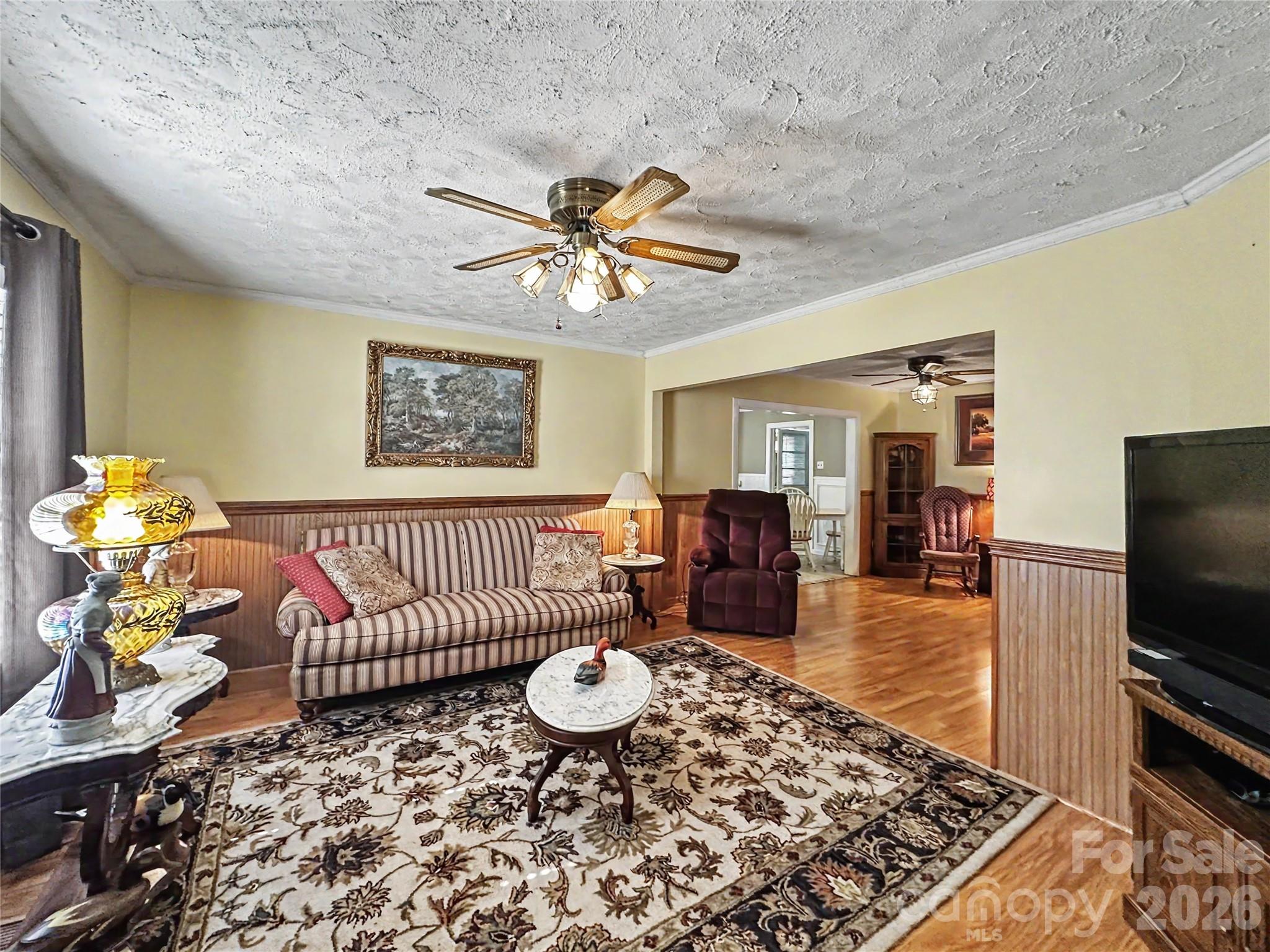 832 Baker Street Property Photo 19