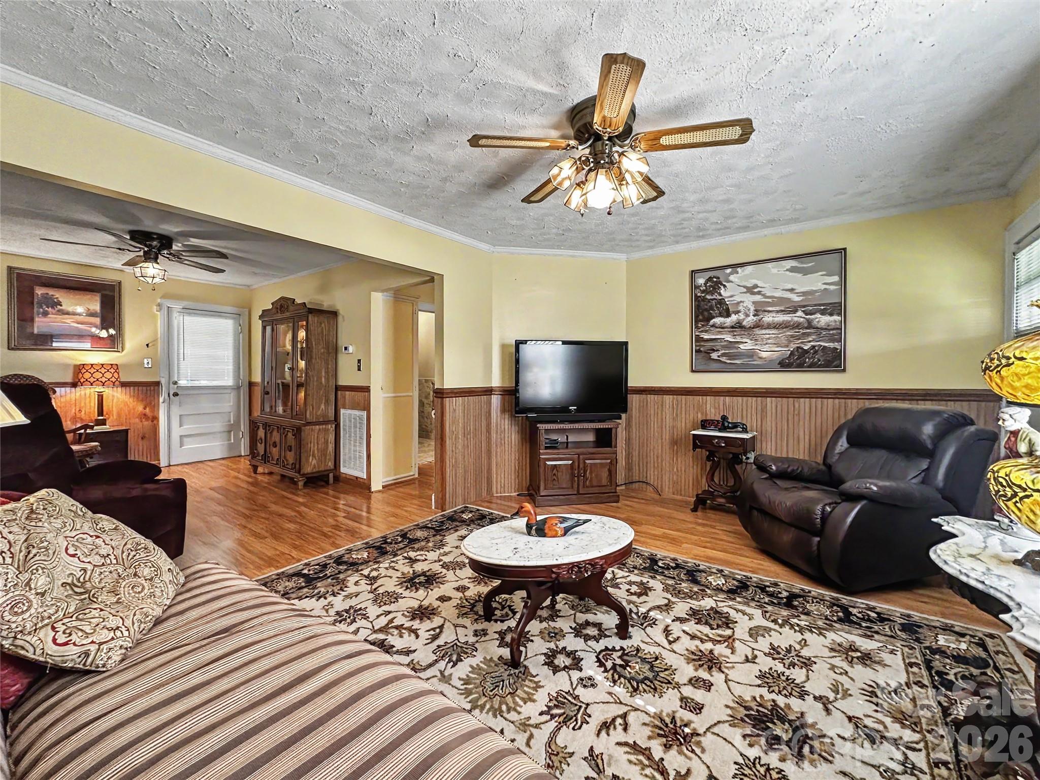 832 Baker Street Property Photo 21