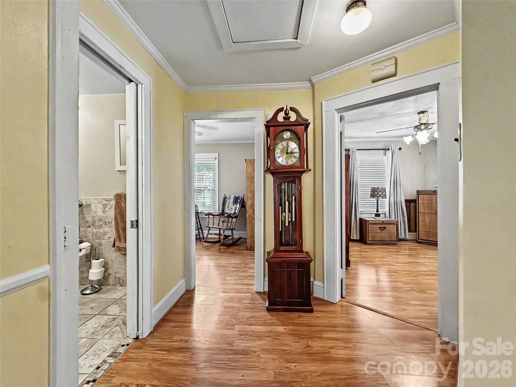 832 Baker Street Property Photo 30
