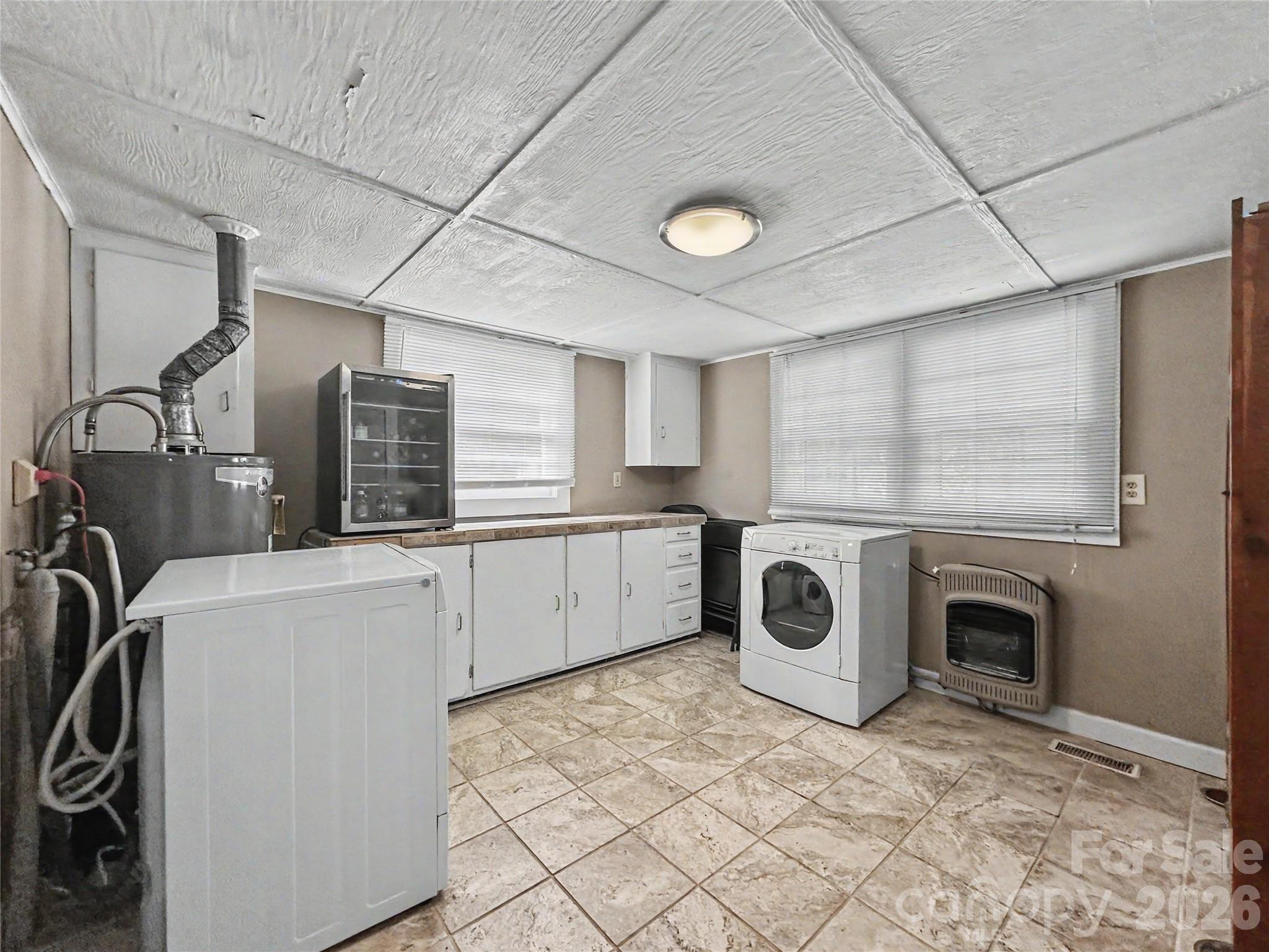 832 Baker Street Property Photo 45