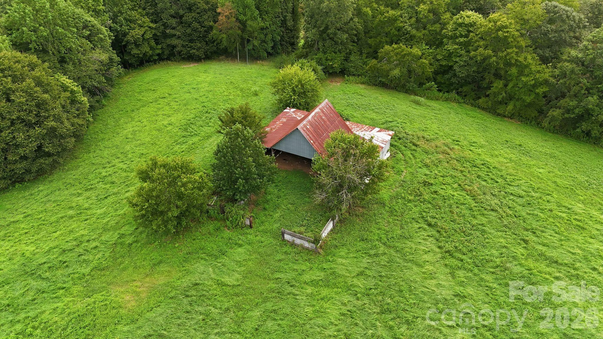 4650 Forest View Road Property Photo 4