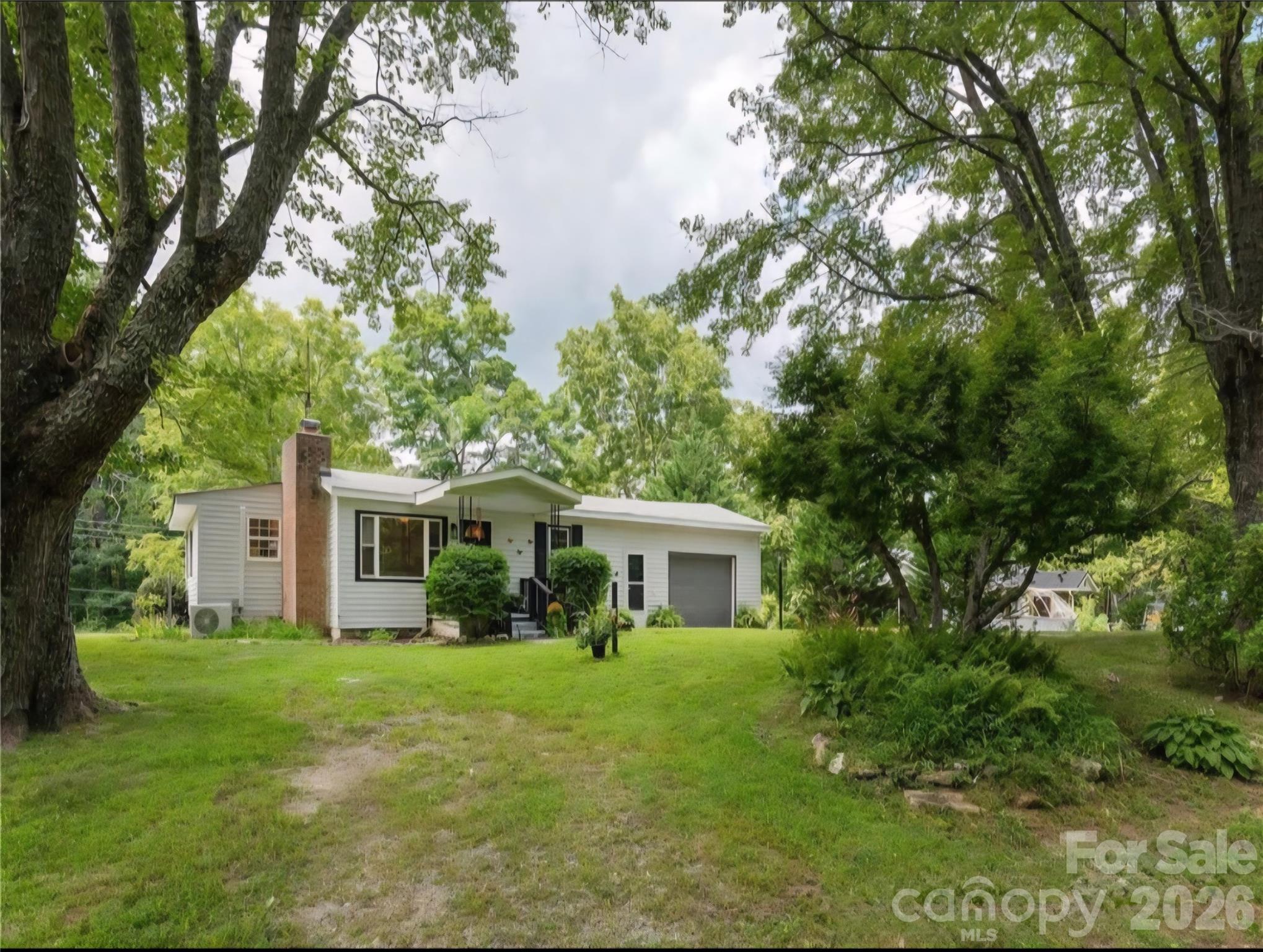 1323 Locust Grove Road Property Photo 1