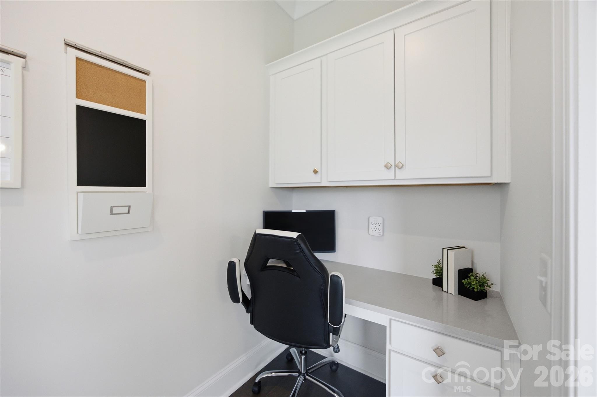 510 Meadow Ridge Drive Property Photo 17