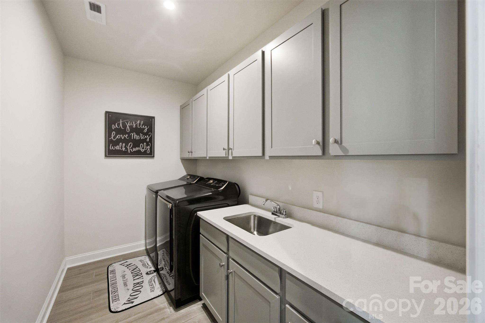 510 Meadow Ridge Drive Property Photo 31