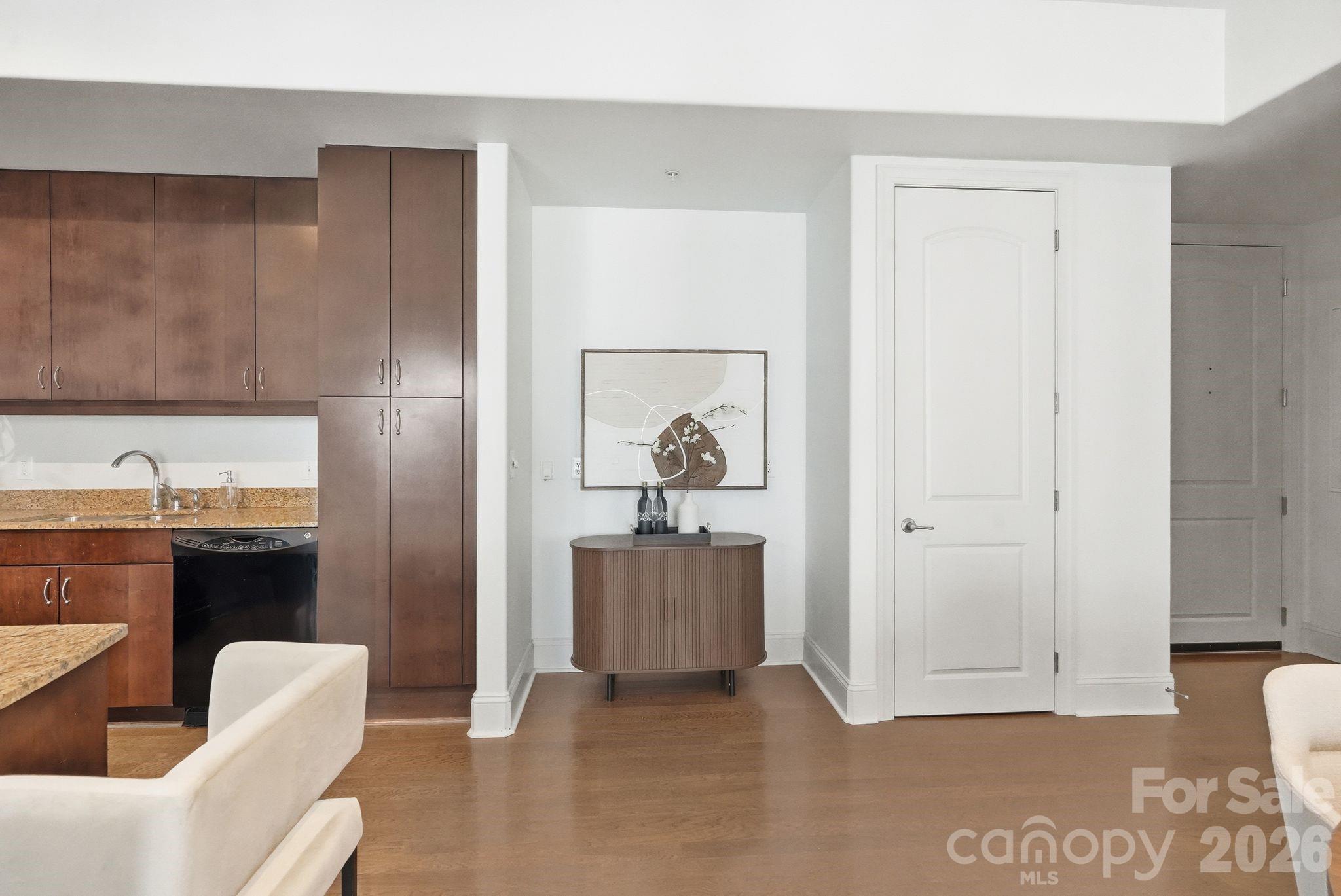 4620 Piedmont Row Drive 609 Property Photo 13