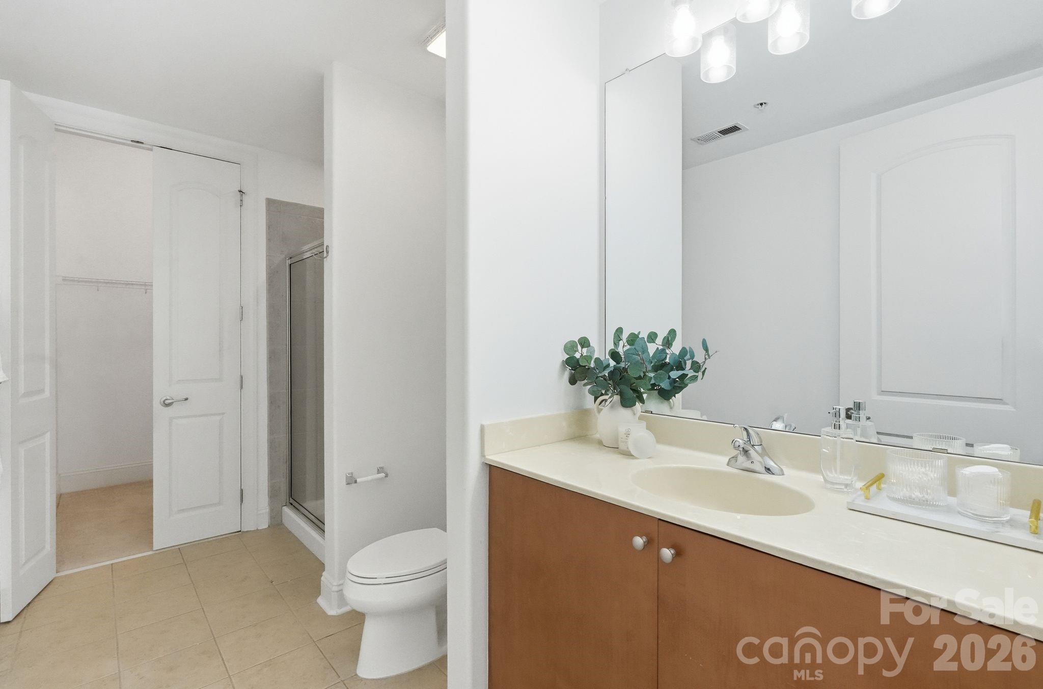 4620 Piedmont Row Drive 609 Property Photo 17