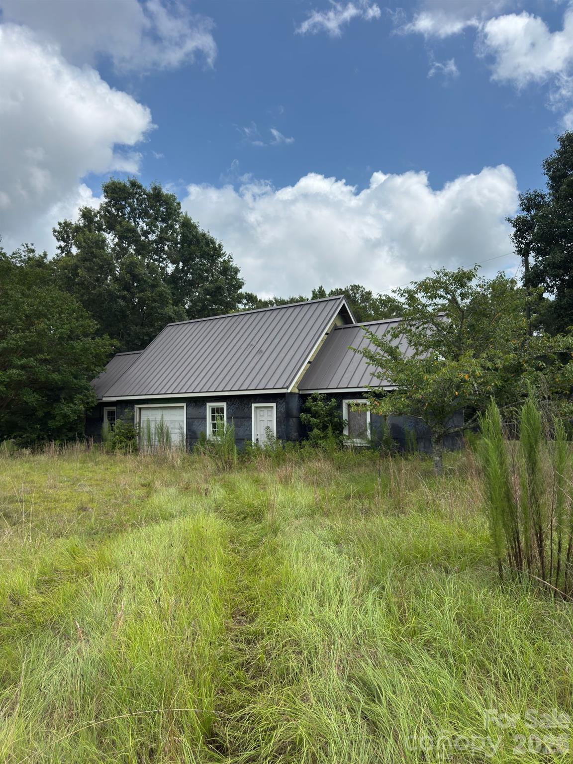 2081 Cane Mill Road Property Photo 9