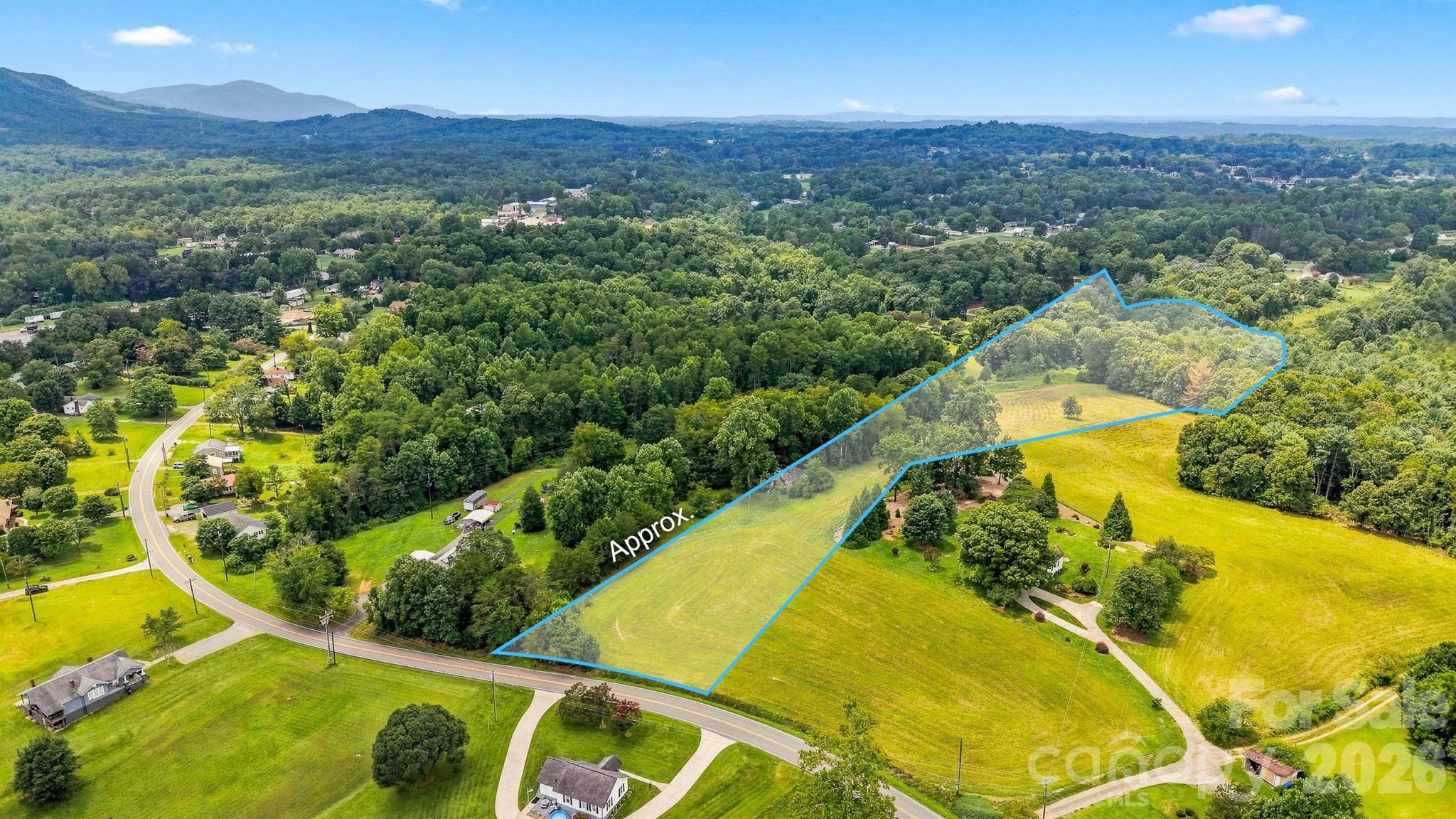 2122 Enon Road Property Photo 1