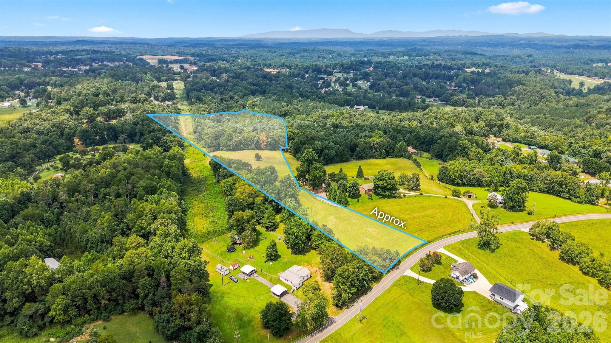 2122 Enon Road Property Photo 4