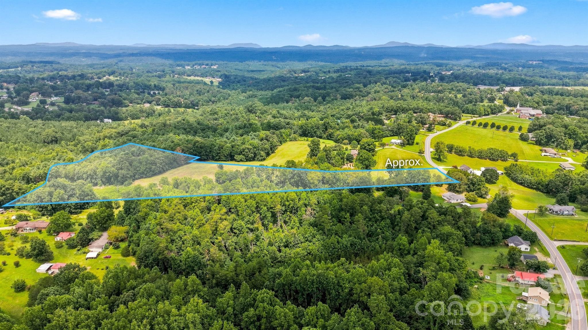 2122 Enon Road Property Photo 5