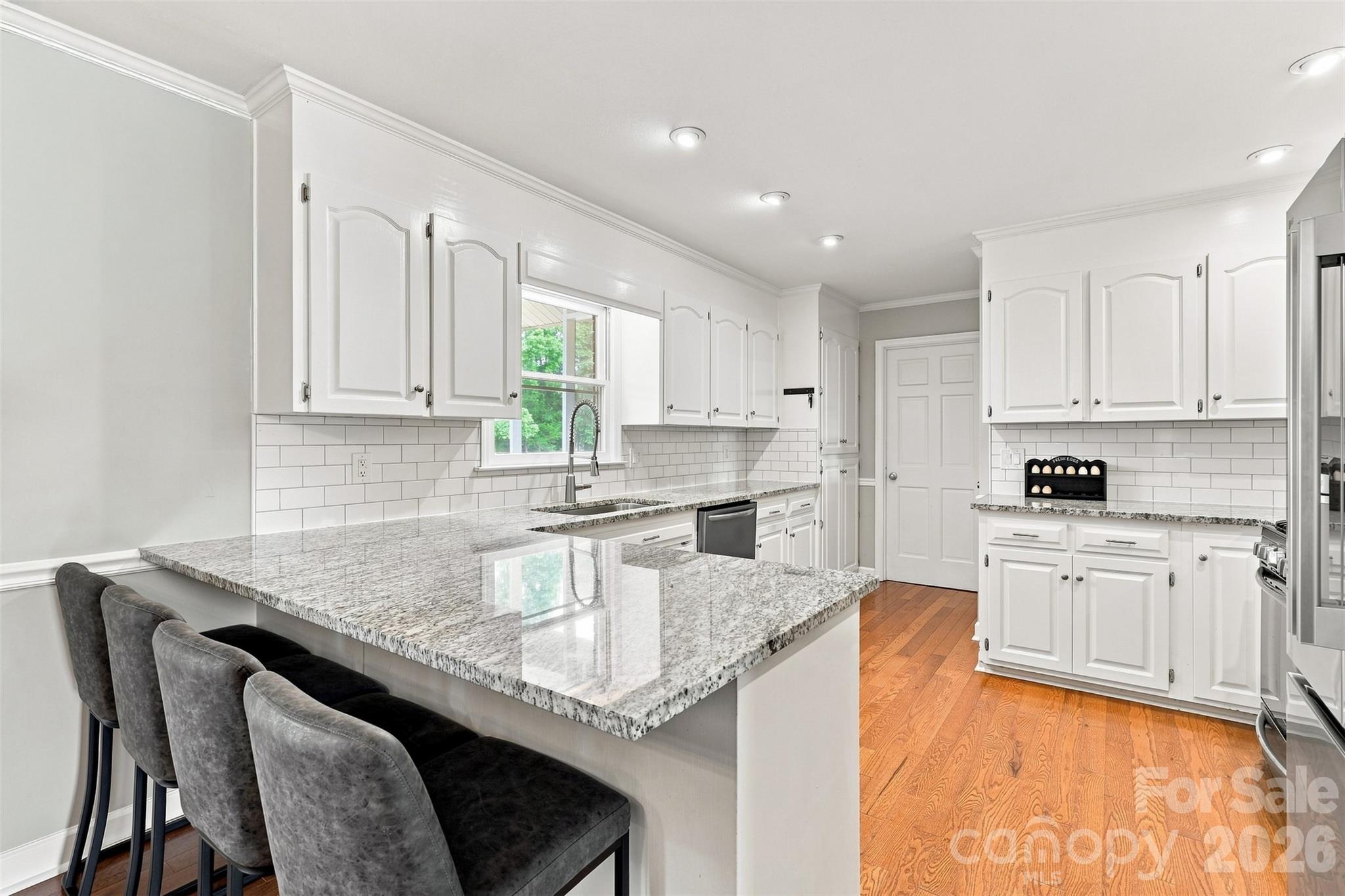 650 Monticello Road Property Photo 7