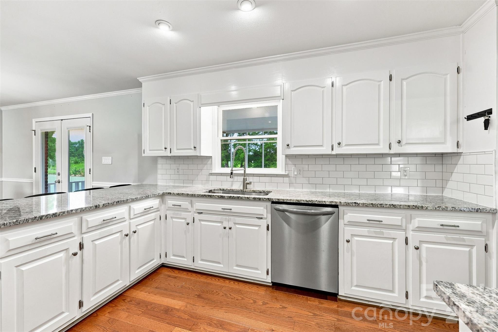 650 Monticello Road Property Photo 10