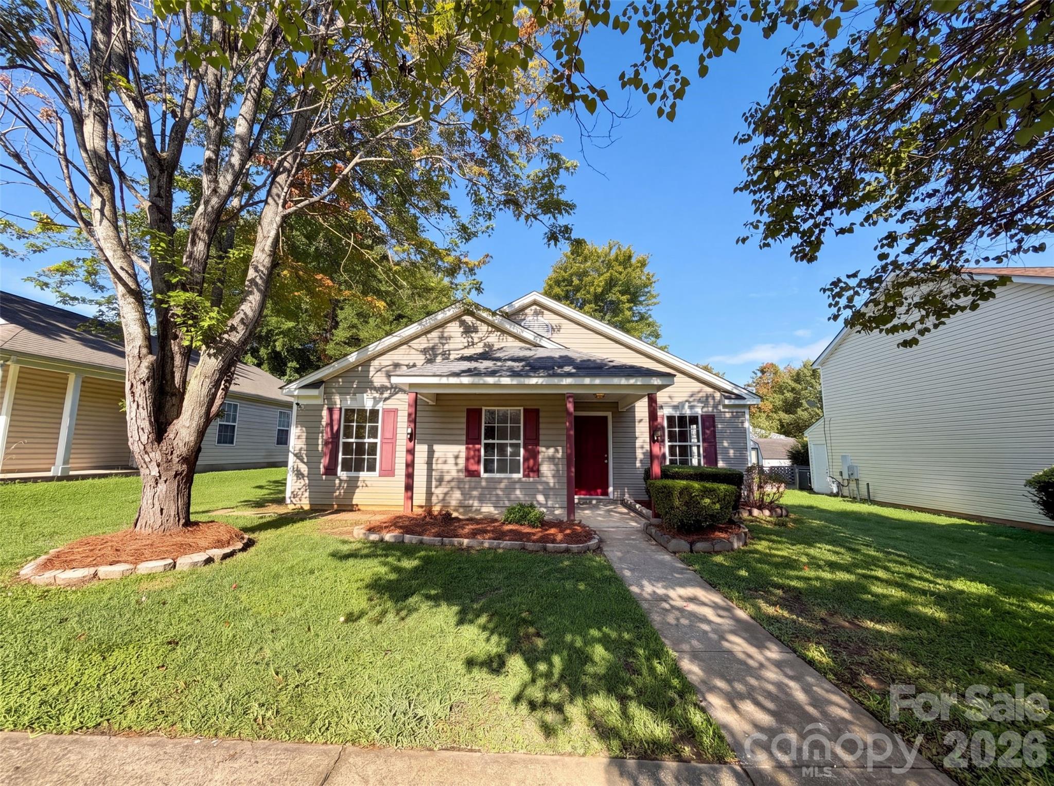 440 First Turn Court Property Photo 1
