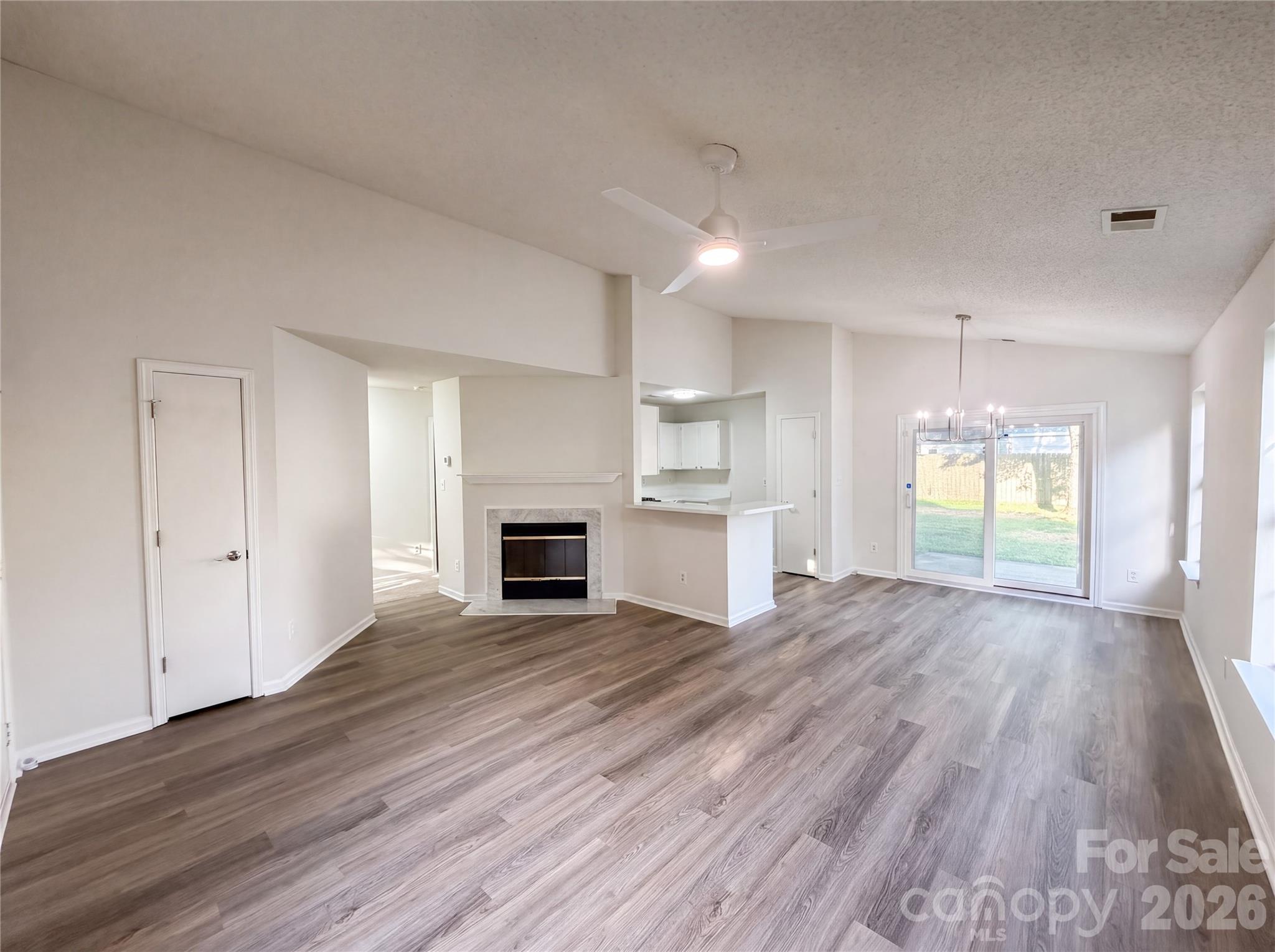 440 First Turn Court Property Photo 7