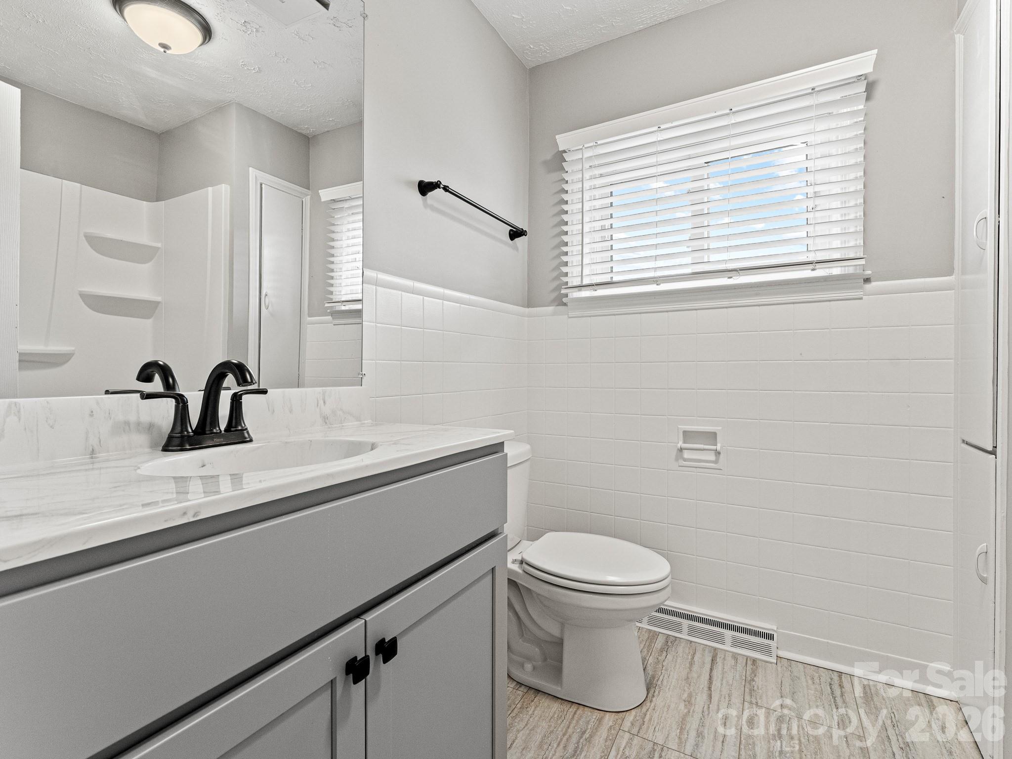 12 Baker Road Property Photo 14